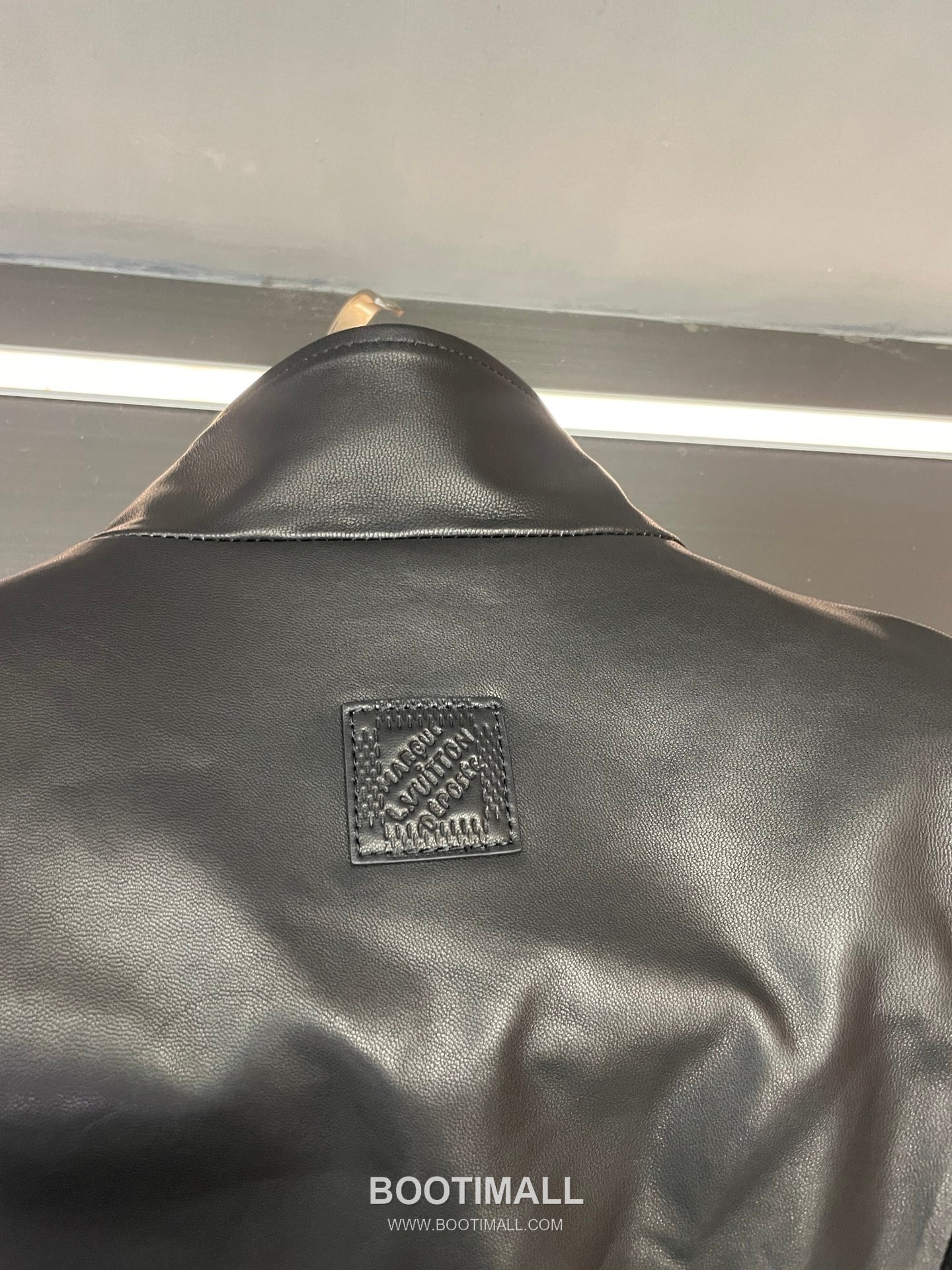 Louis Vuitton Lambskin Panel Jacket Lambskin, Polyester Black 루이비통 램스킨 패널 재킷 양가죽, 폴리에스터 블랙 12