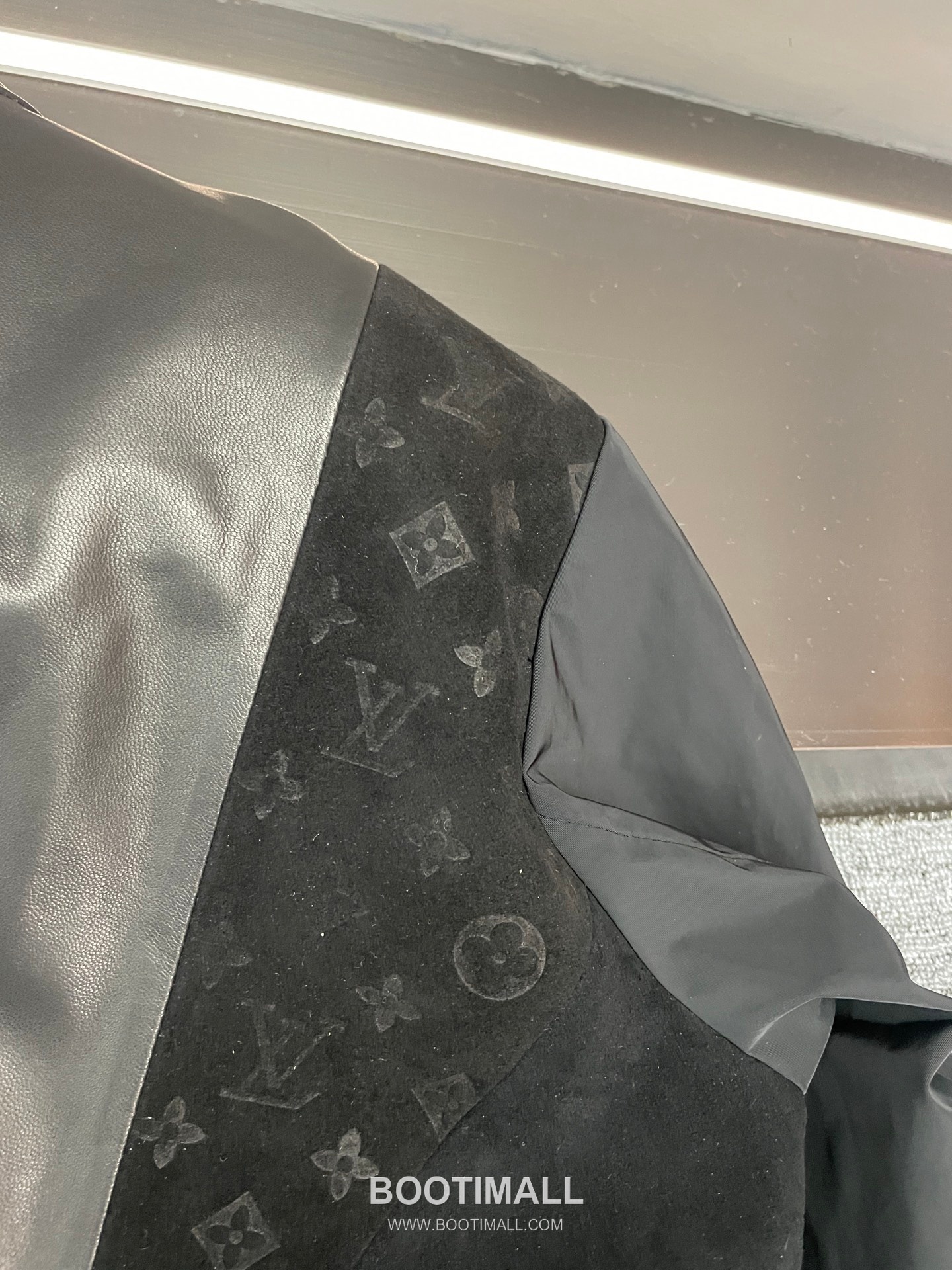 Louis Vuitton Lambskin Panel Jacket Lambskin, Polyester Black 루이비통 램스킨 패널 재킷 양가죽, 폴리에스터 블랙 13