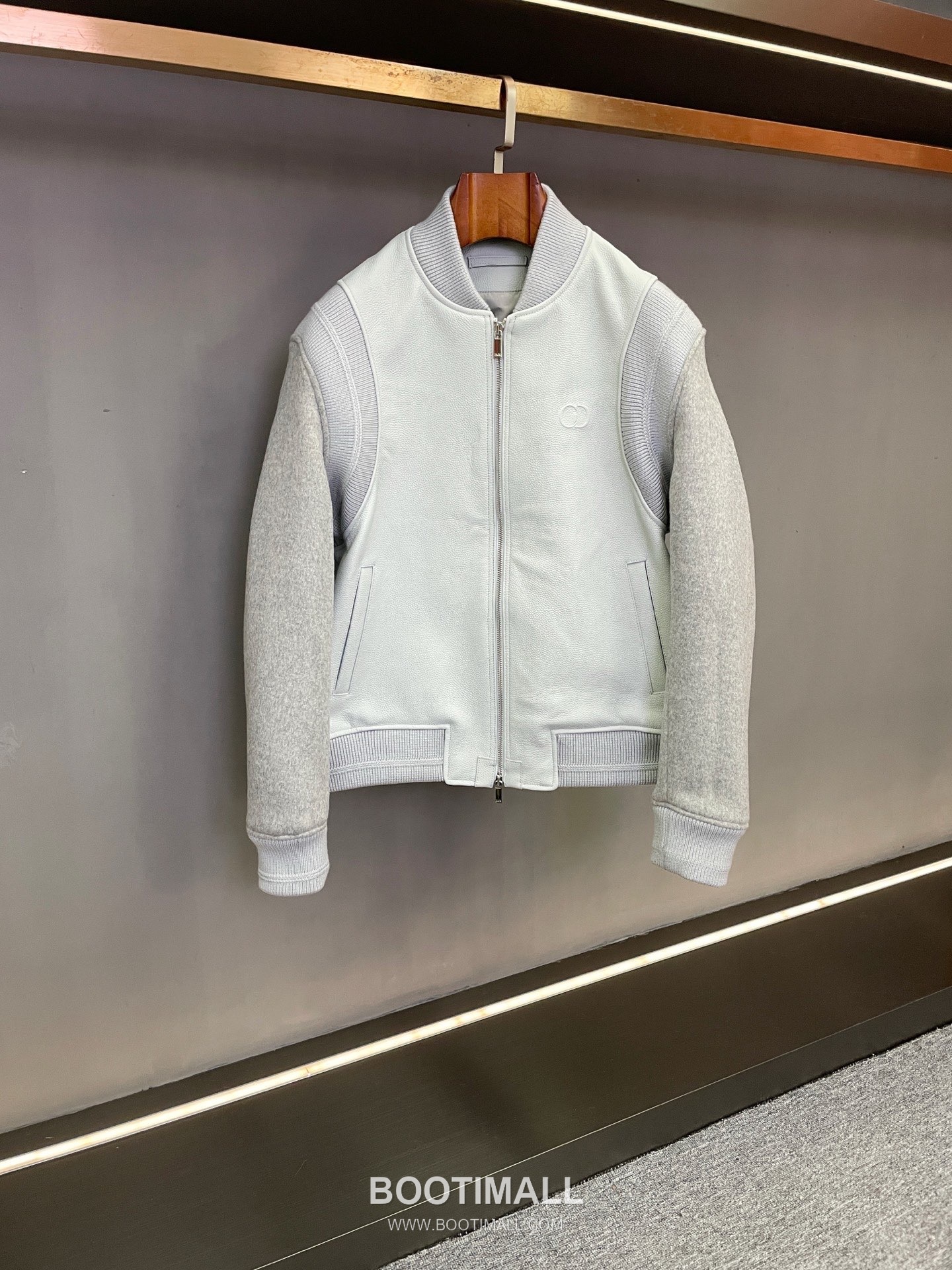 Dior CD Logo Embossed Calfskin Calfskin, Cashmere Light Blue Jacket 디올 CD 로고 엠보스드 카프스킨 캐시미어 라이트 블루 자켓 6