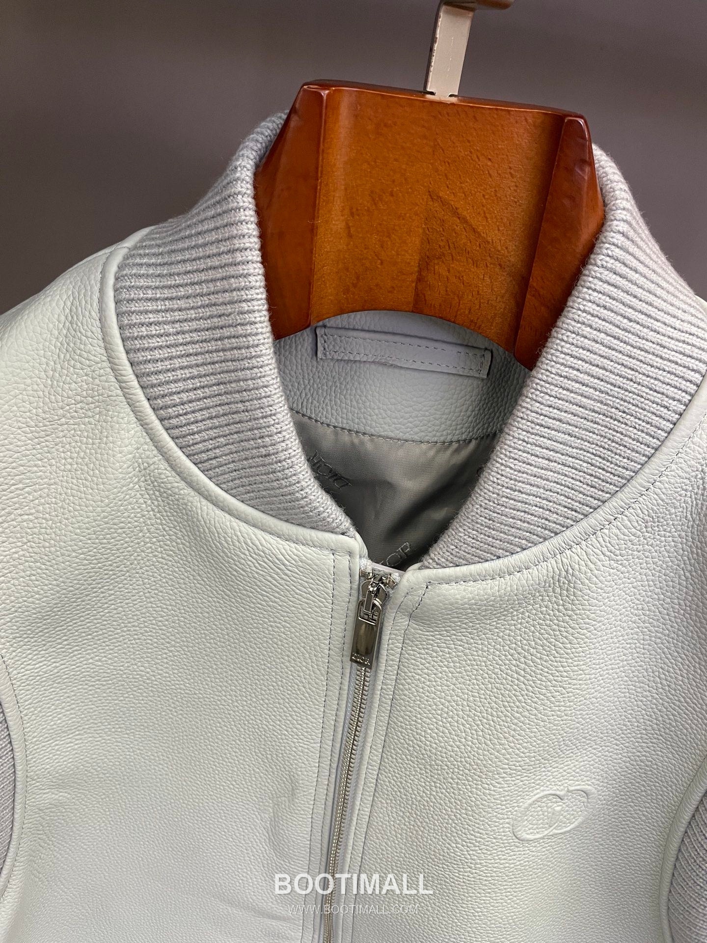 Dior CD Logo Embossed Calfskin Calfskin, Cashmere Light Blue Jacket 디올 CD 로고 엠보스드 카프스킨 캐시미어 라이트 블루 자켓 9