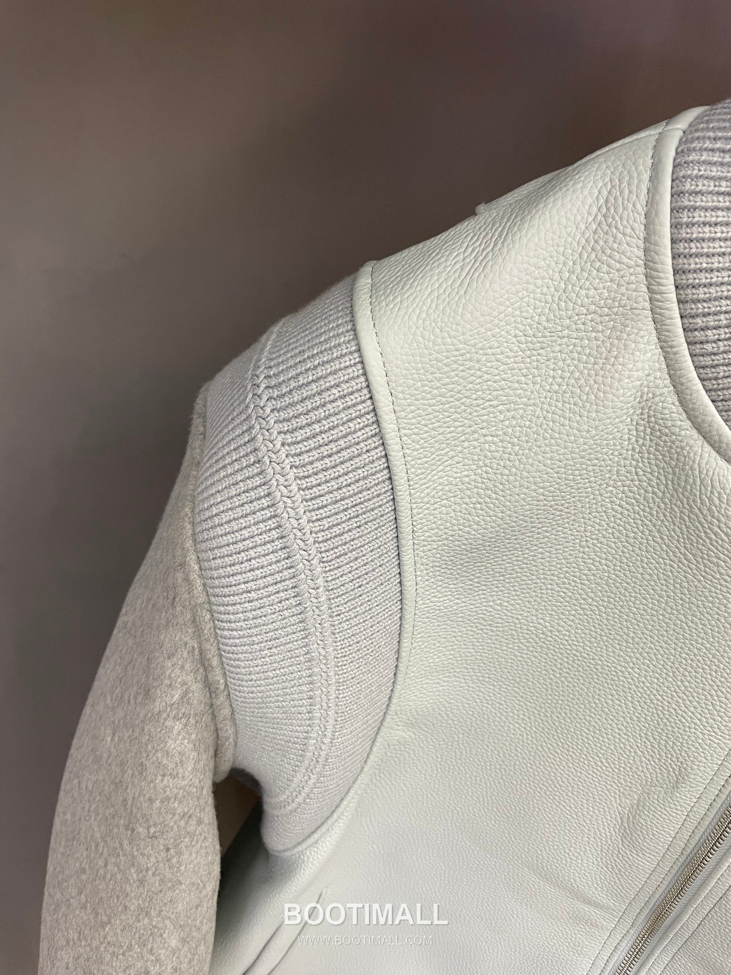 Dior CD Logo Embossed Calfskin Calfskin, Cashmere Light Blue Jacket 디올 CD 로고 엠보스드 카프스킨 캐시미어 라이트 블루 자켓 12