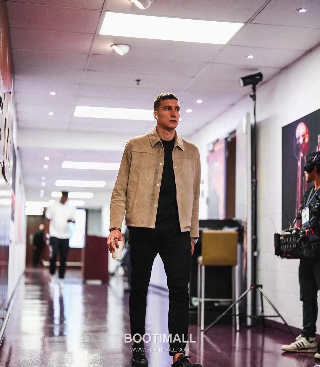 Dior 2026 S/S Suede Lambskin Khaki Leather Jacket 디올 2026 S/S 스웨이드 양가죽 카키 가죽 자켓 8