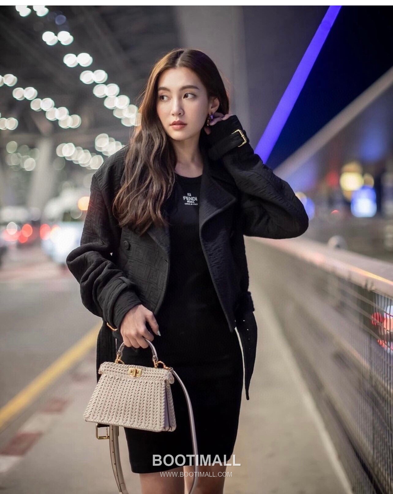 Fendi Peekaboo ISeeU Mini Leather Black Top Handle Bag 펜디 피카부 아이씨유 미니 가죽 블랙 탑핸들백 20cm 2