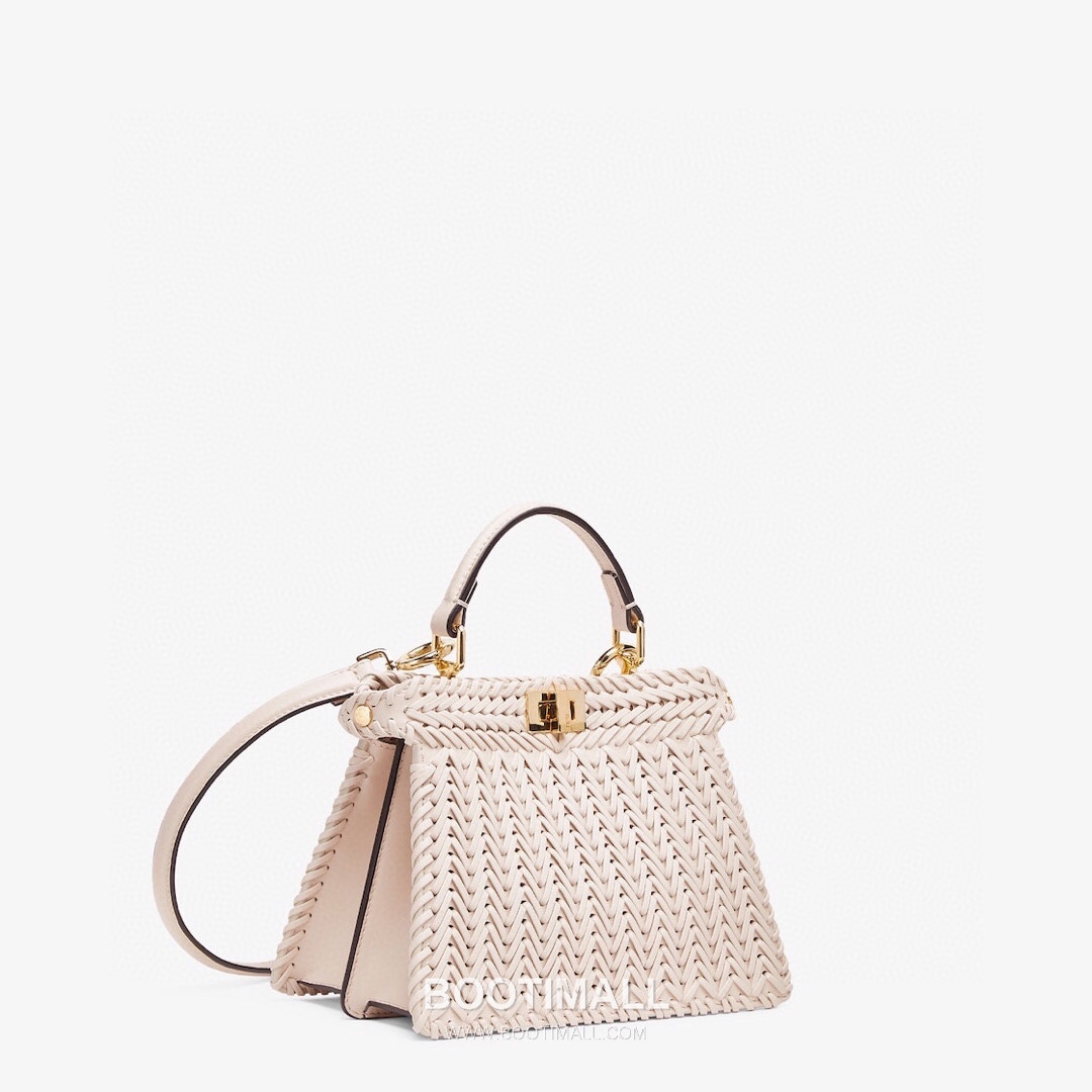 Fendi Peekaboo ISeeU Mini Leather Black Top Handle Bag 펜디 피카부 아이씨유 미니 가죽 블랙 탑핸들백 20cm 14