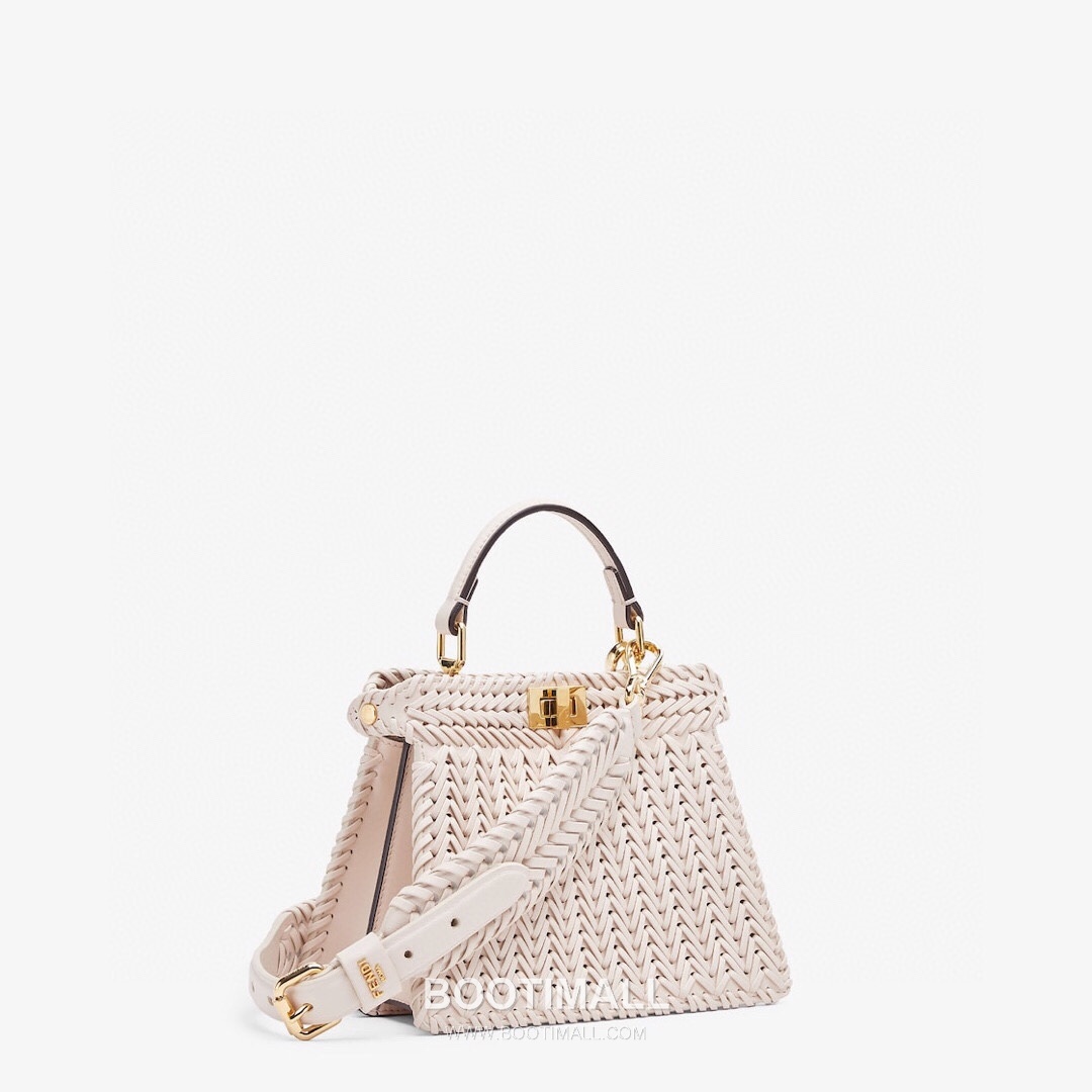 Fendi Peekaboo ISeeU Mini Leather Black Top Handle Bag 펜디 피카부 아이씨유 미니 가죽 블랙 탑핸들백 20cm 15