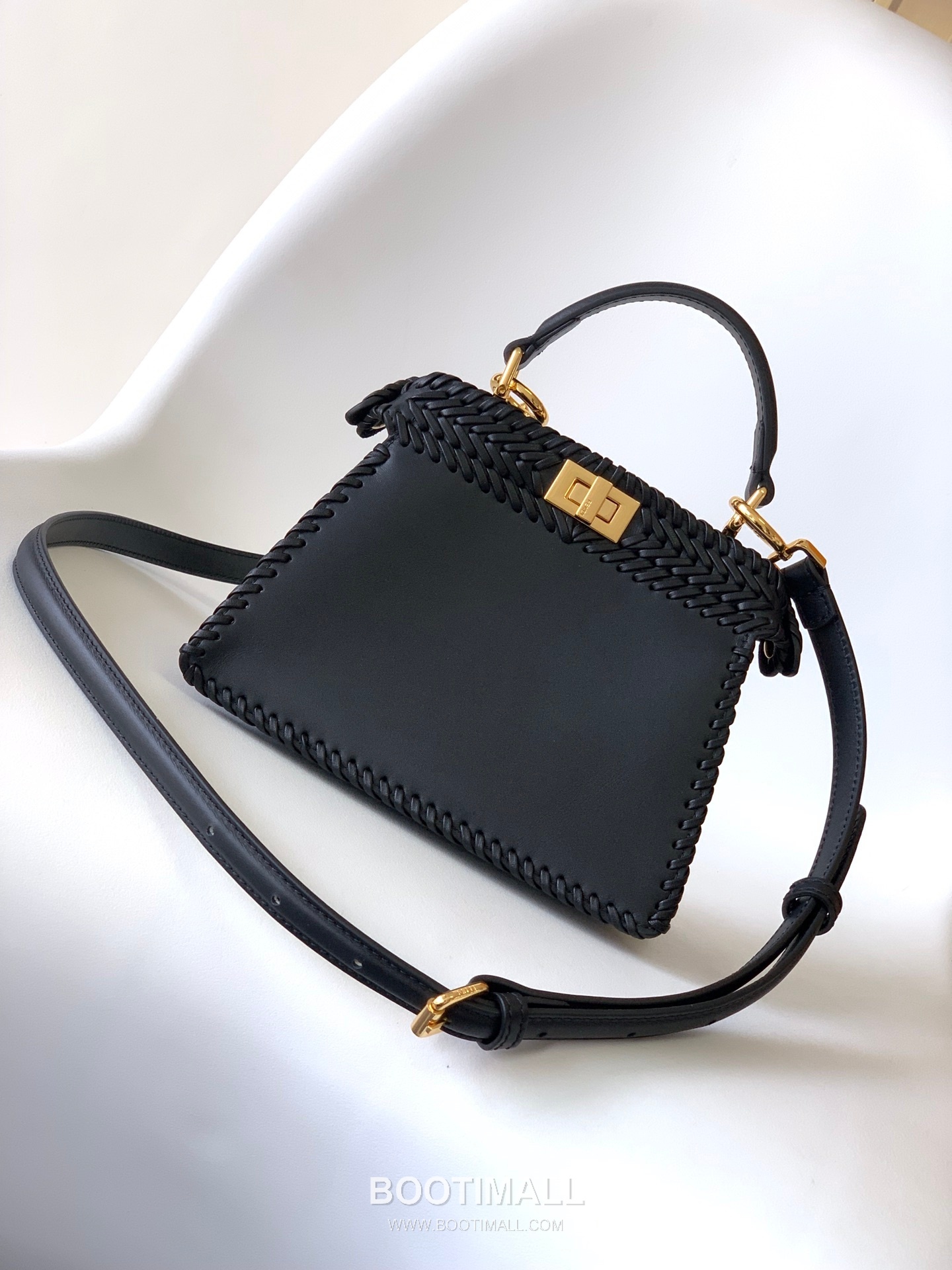 Fendi Peekaboo ISeeU Mini Imported Leather Beige Top Handle Bag 펜디 피카부 아이씨유 미니 수입 가죽 베이지 탑핸들백 20cm 12