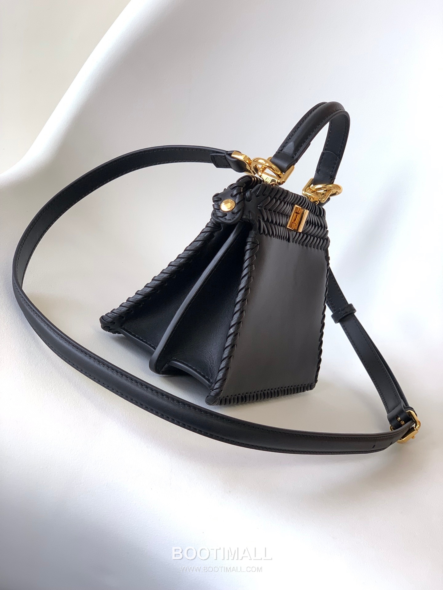 Fendi Peekaboo ISeeU Mini Imported Leather Beige Top Handle Bag 펜디 피카부 아이씨유 미니 수입 가죽 베이지 탑핸들백 20cm 13