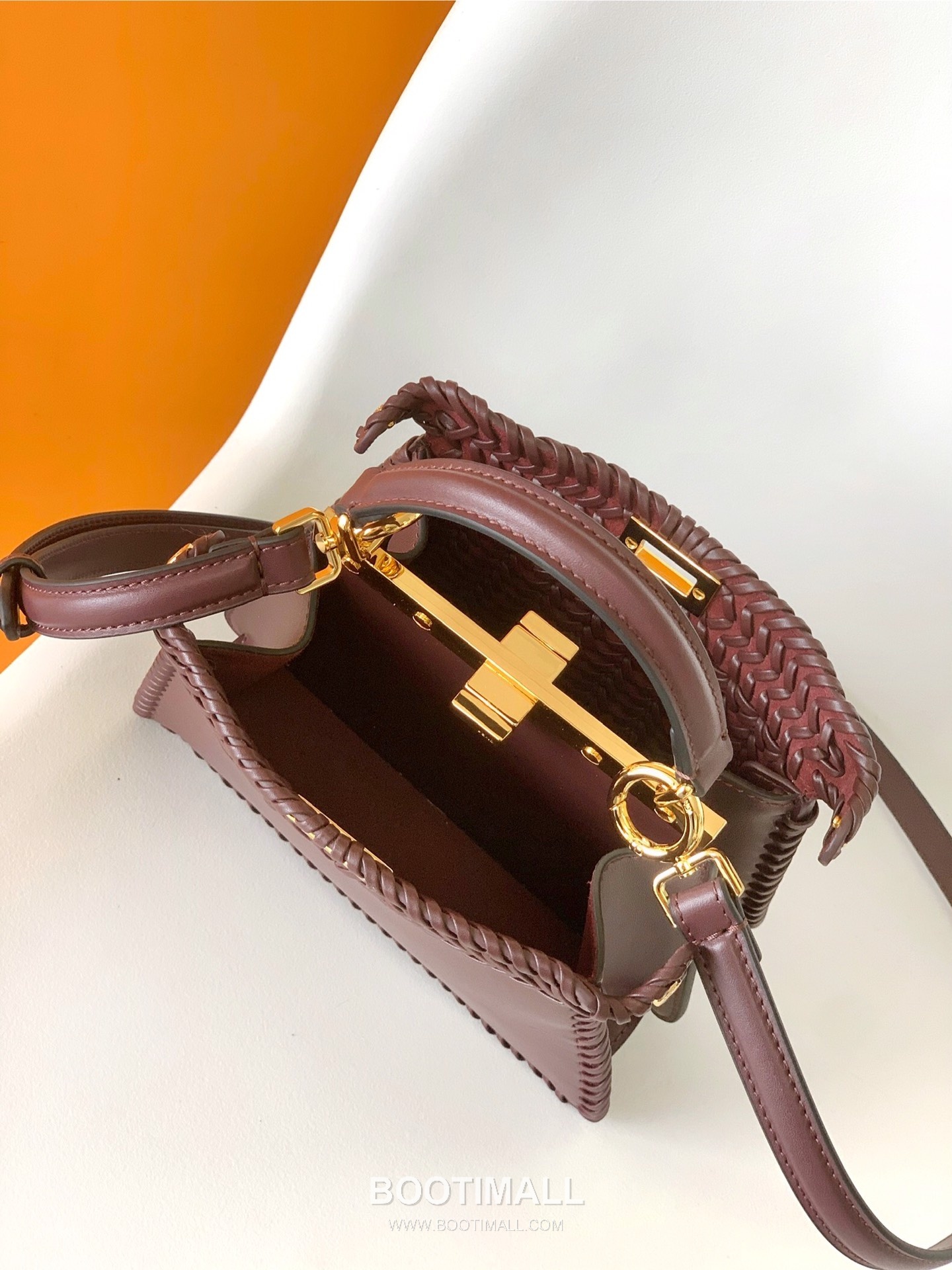Fendi Peekaboo ISeeU Mini Leather Black Top Handle Bag 펜디 피카부 아이씨유 미니 가죽 블랙 탑핸들백 20cm 13