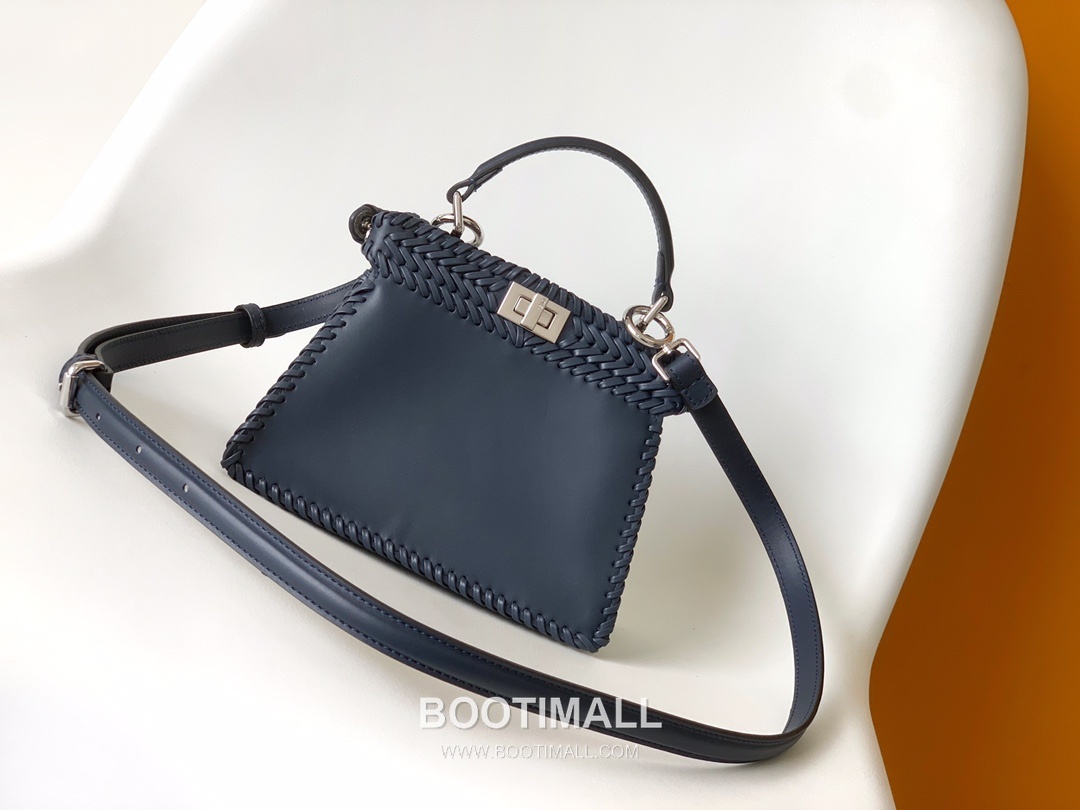 Fendi Peekaboo ISeeU Mini Leather Black Top Handle Bag 펜디 피카부 아이씨유 미니 가죽 블랙 탑핸들백 20cm 10