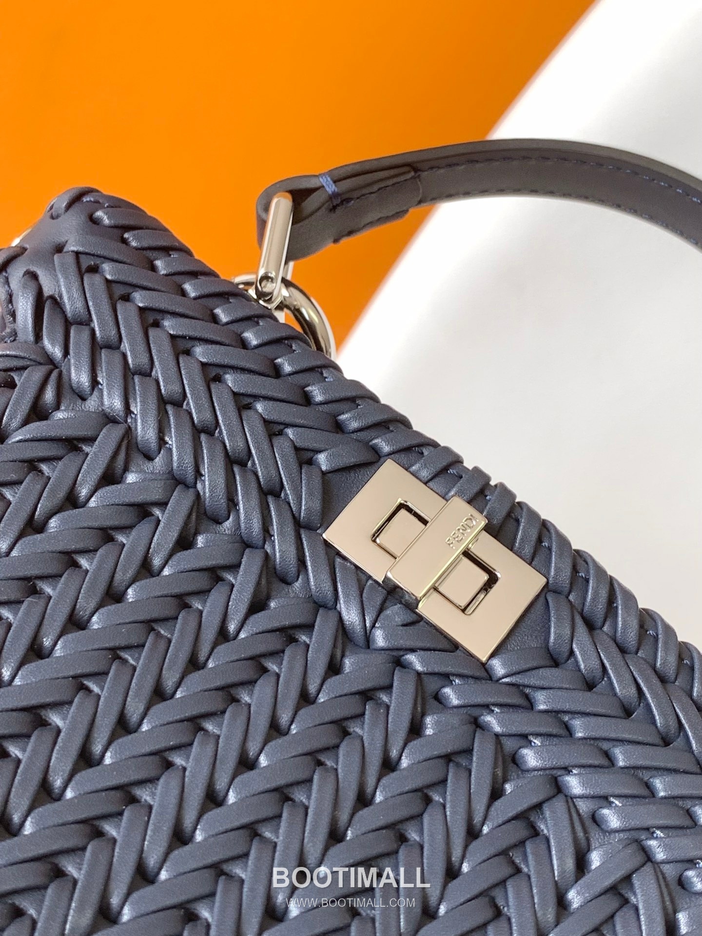 Fendi Peekaboo ISeeU Mini Leather Black Top Handle Bag 펜디 피카부 아이씨유 미니 가죽 블랙 탑핸들백 20cm 15