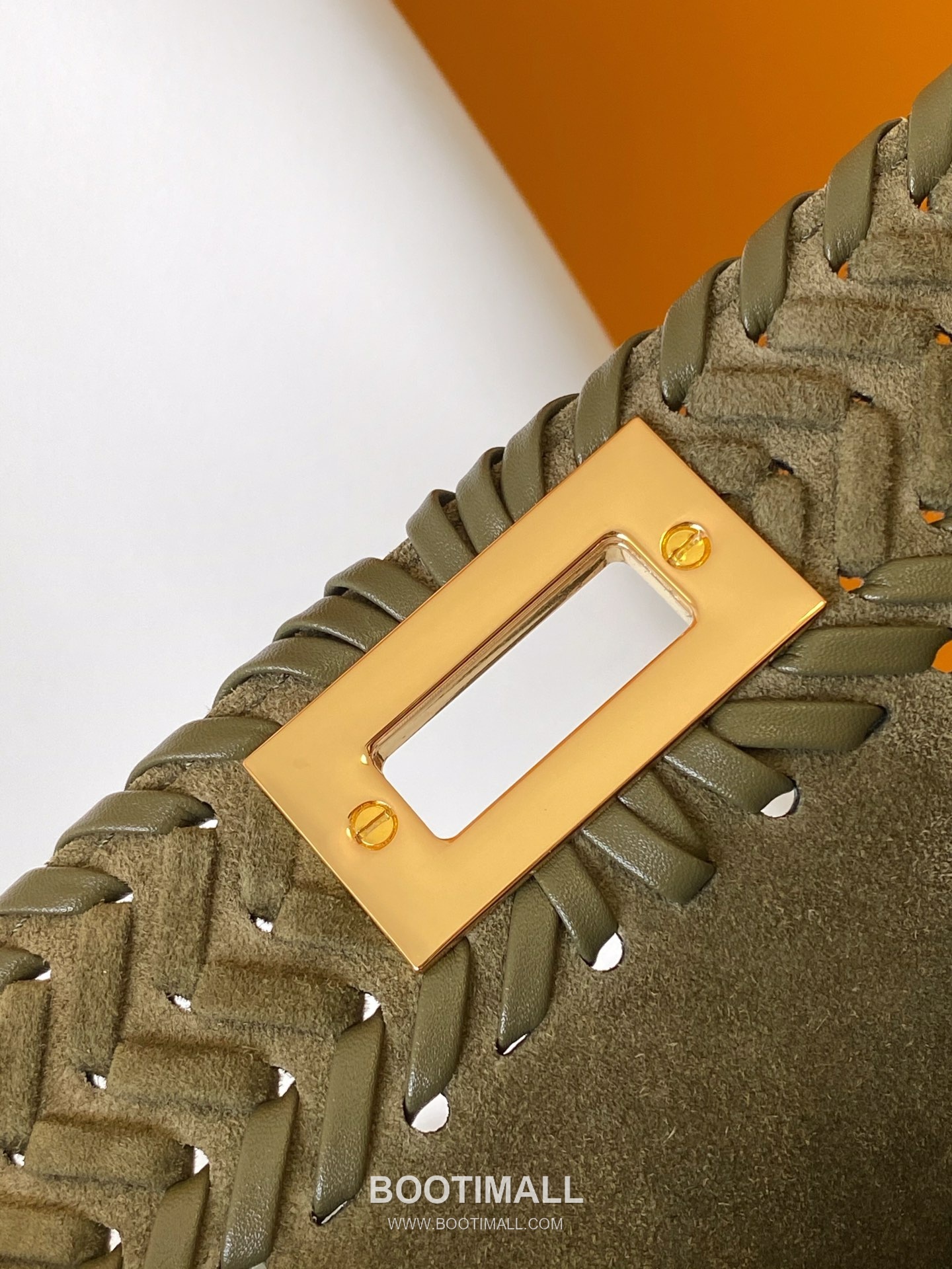 Fendi Peekaboo ISeeU Leather Top Handle Bag 펜디 피카부 아이씨유 가죽 탑핸들백 27cm 16