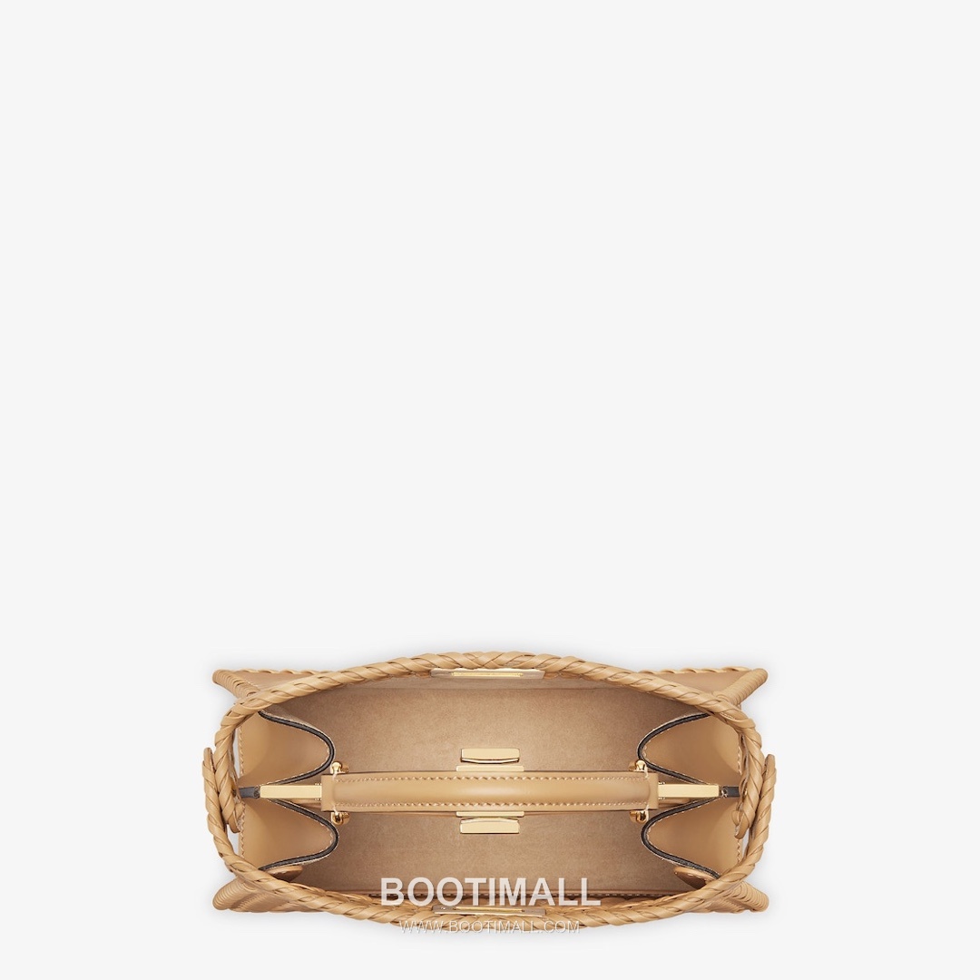 Fendi Peekaboo ISeeU Leather Top Handle Bag 펜디 피카부 아이씨유 가죽 탑핸들백 27cm 4