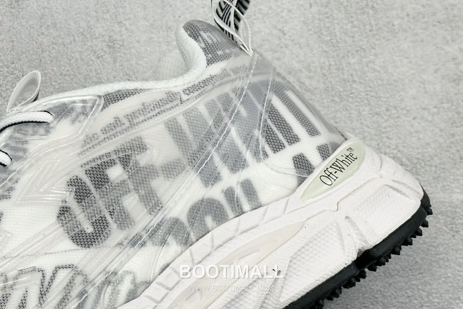 Off-White Arrow 3D-Printed Runner Mixed Materials White Sneakers 디센트 다운 애로우 3D 프린트 러너 혼합 소재 화이트 스니커즈 9