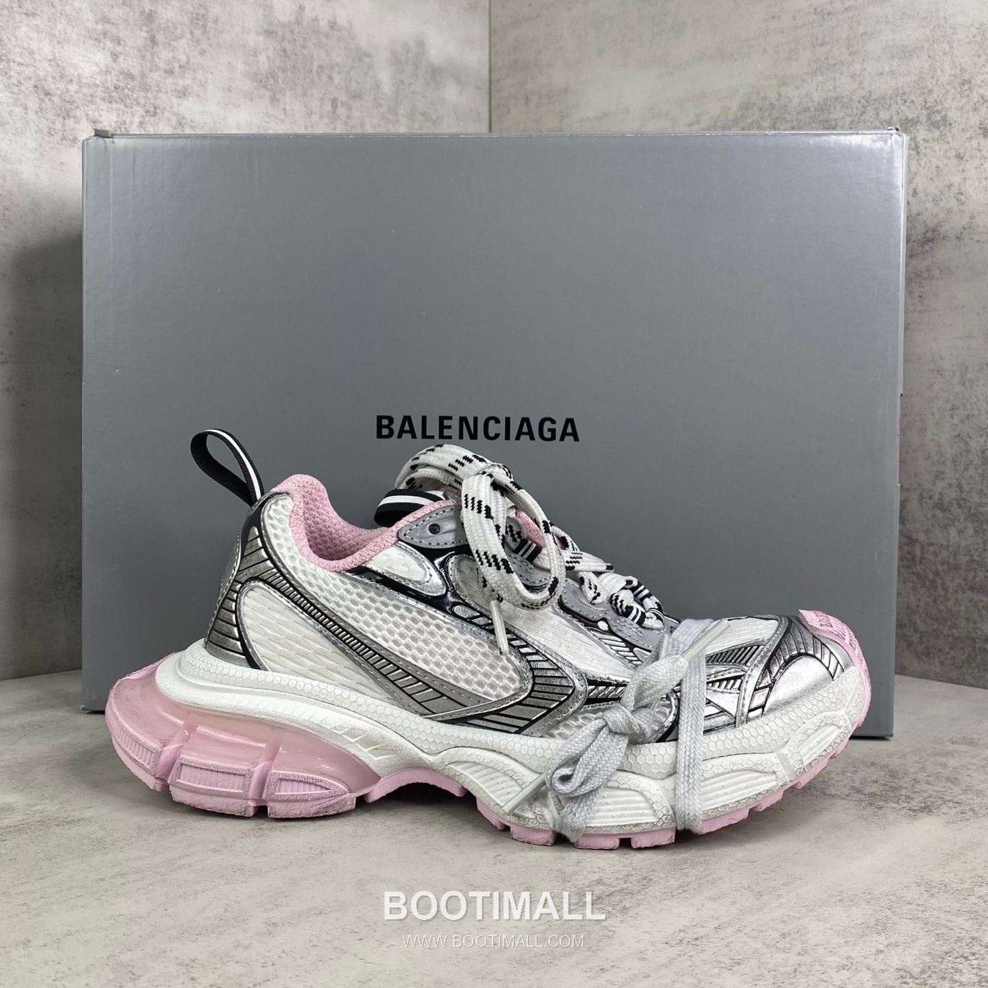Balenciaga 3XL Distressed Runner Mesh Chunky Sneakers 발렌시아가 3XL 디스트레스드 러너 메쉬 청키 스니커즈 1