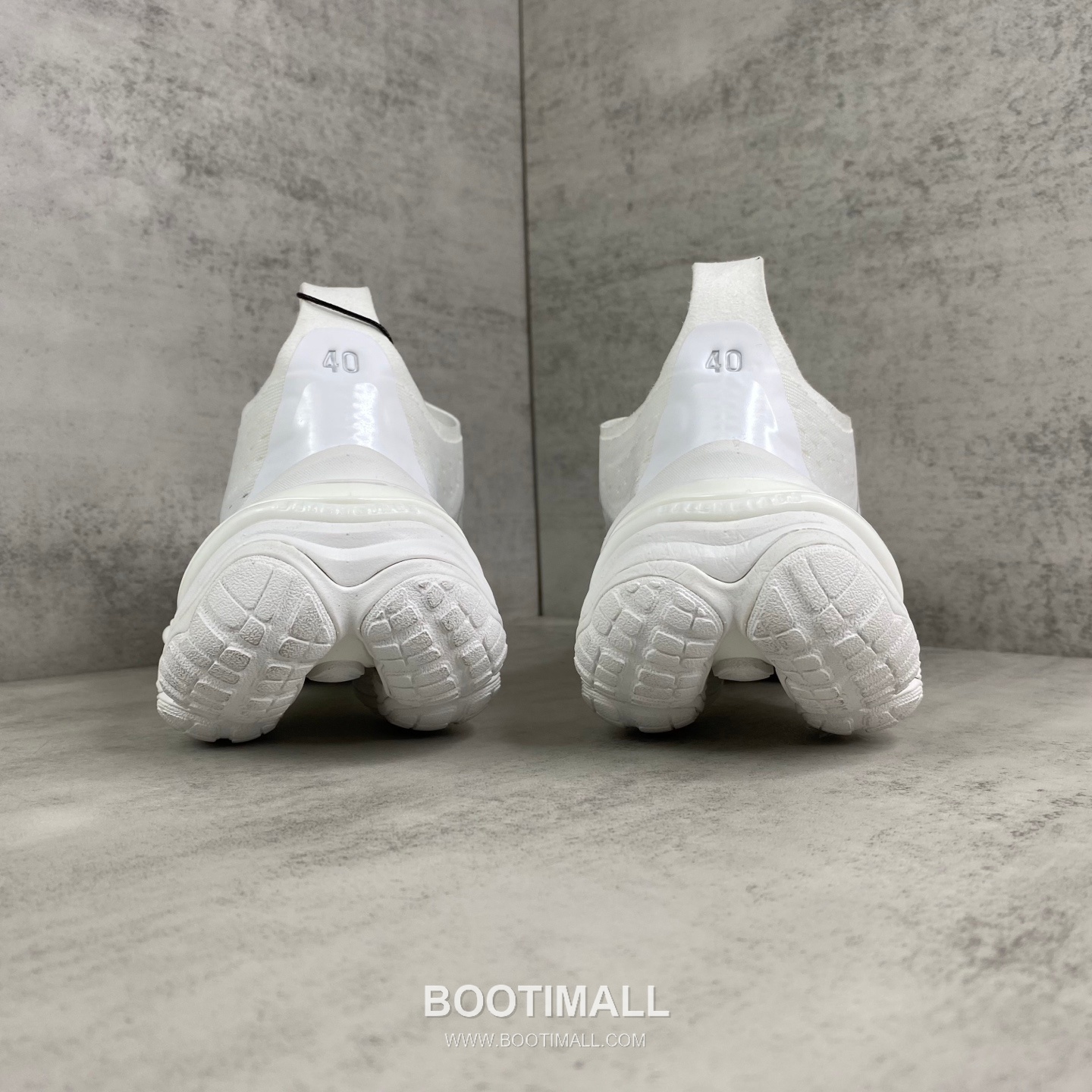 Balenciaga Anatomic Runner Five-Toe Low Sneakers 발렌시아가 아나토믹 러너 파이브토 로우 스니커즈 5