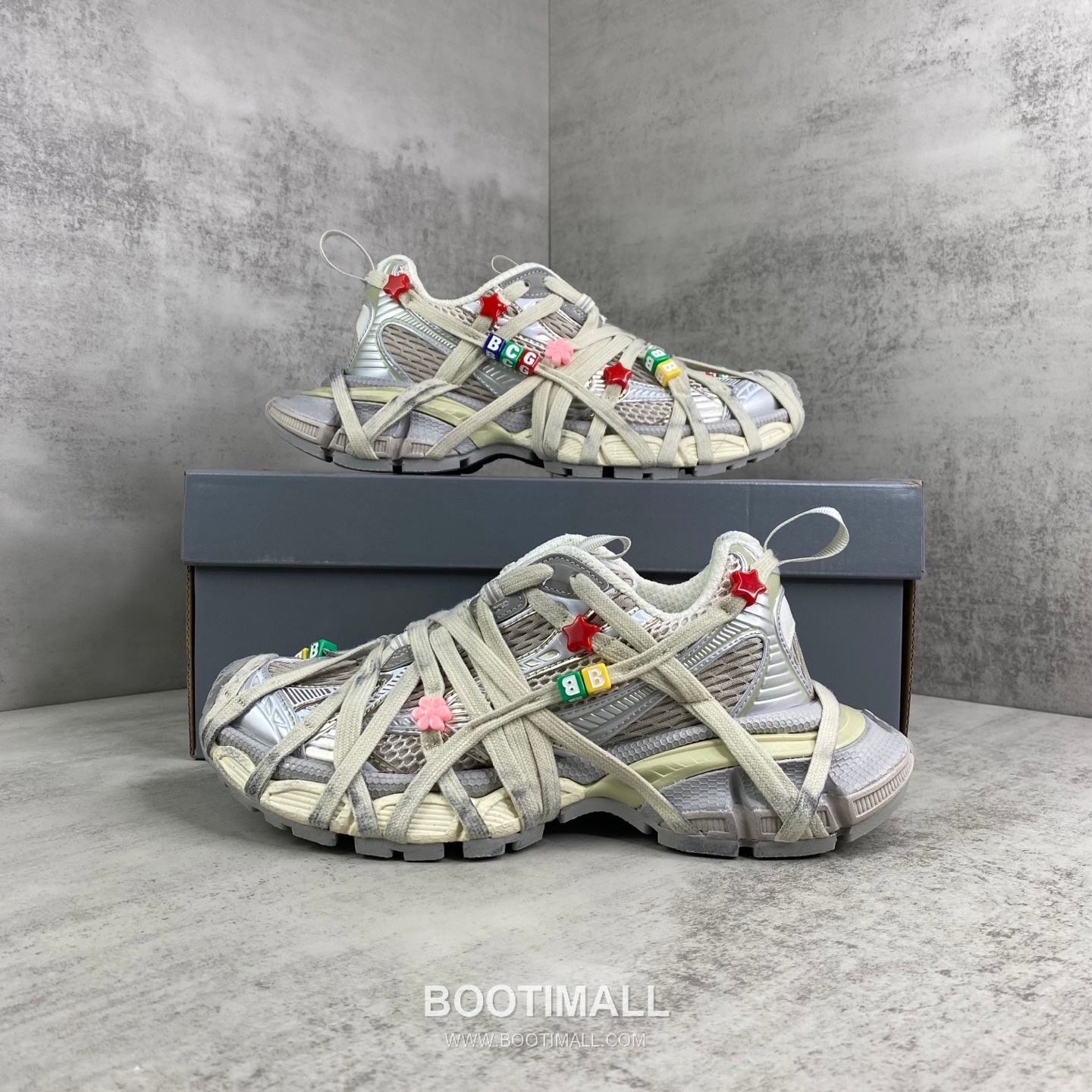 Balenciaga 3XL Extreme Laces Sneakers 발렌시아가 3XL 익스트림 레이스 스니커즈 9