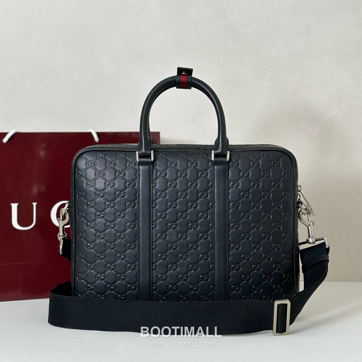 Gucci GG Emblem Embossed Briefcase Glossy Leather Black 구찌 GG 엠블럼 엠보스드 브리프케이스 글로시 레더 블랙 37cm 3