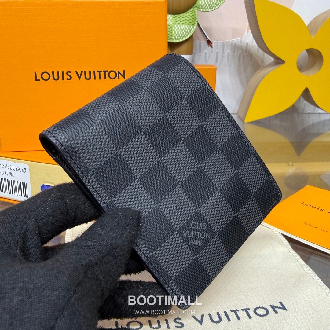 Louis Vuitton Damier Graphite Multiple Coated Canvas Black Bifold Wallet 루이비통 다미에 그라파이트 멀티플 M64002 코팅 캔버스 블랙 반지갑 11.5cm 4