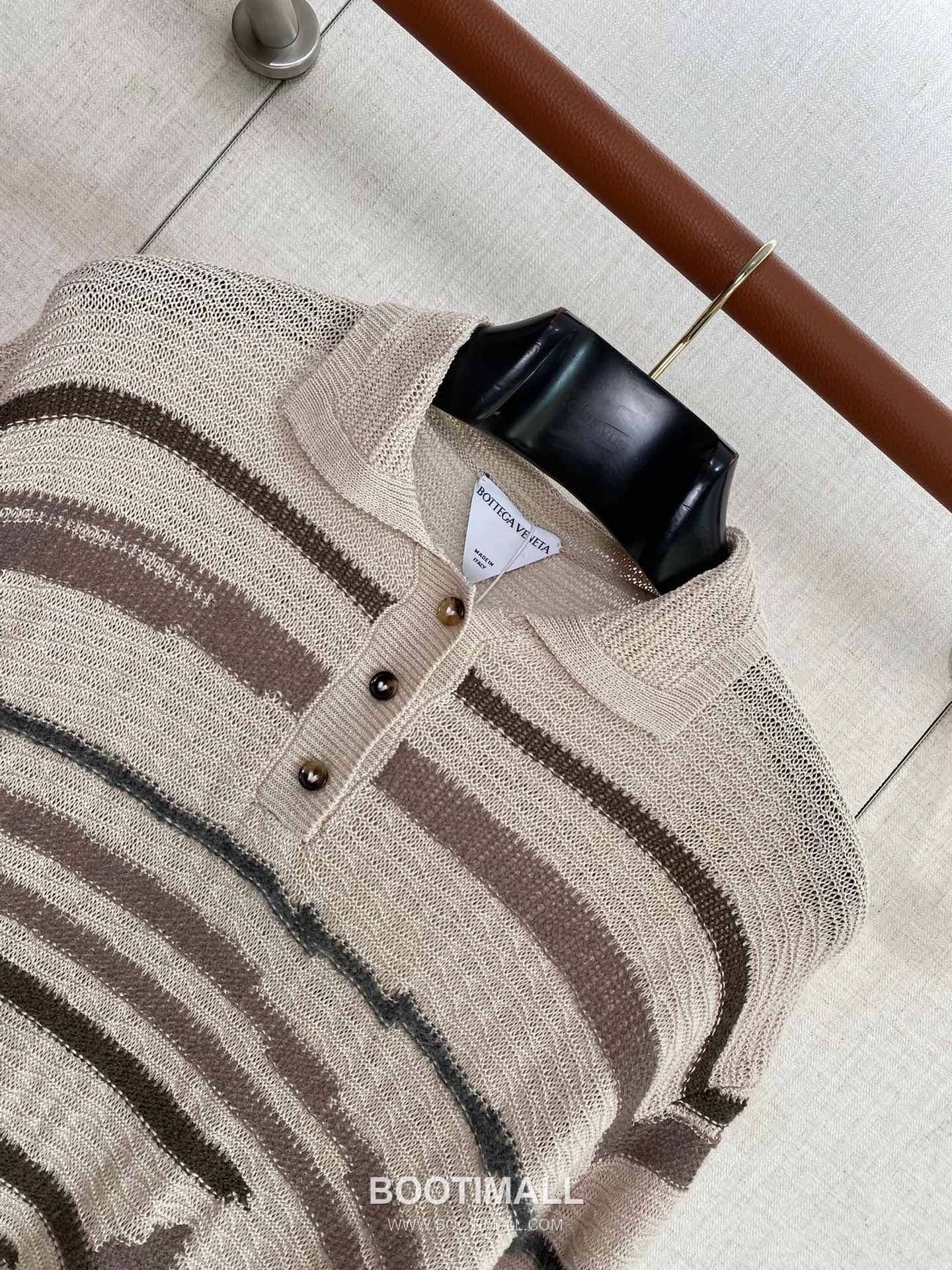 Bottega Veneta Pattern Knit Polo Tencel Cotton Lyocell Alpaca Blend Brown Short Sleeve 보테가 베네타 패턴 니트 폴로 텐셀 코튼 라이오셀 알파카 블렌드 브라운 반팔 3