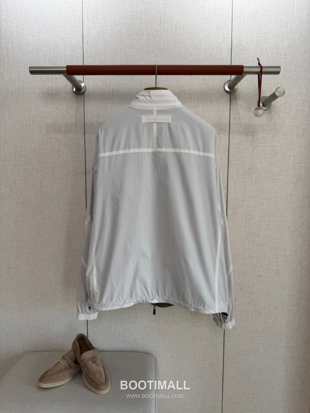 Zegna Brezza Reversible Waist-Cinched Microfiber Army Green Jacket 제냐 브레짜 리버서블 웨이스트 신치드 마이크로파이버 카키 재킷 2