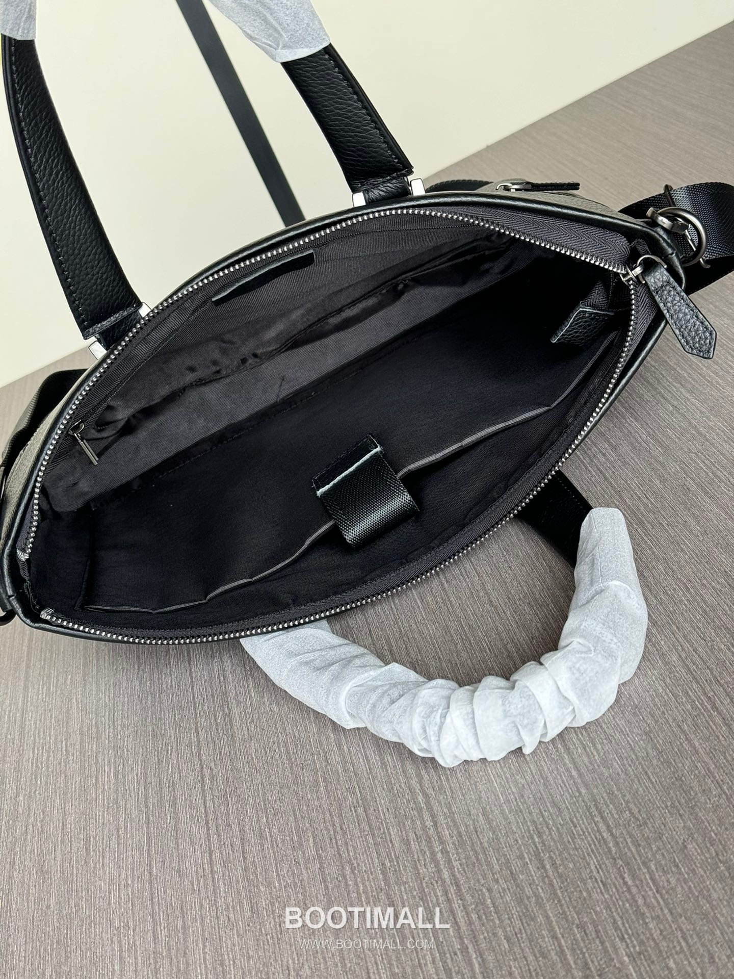 Prada 9902-1 Litchi-Grain Briefcase Italian Calfskin Black 프라다 9902-1 리치그레인 브리프케이스 이탈리아 카프스킨 블랙 39cm 9