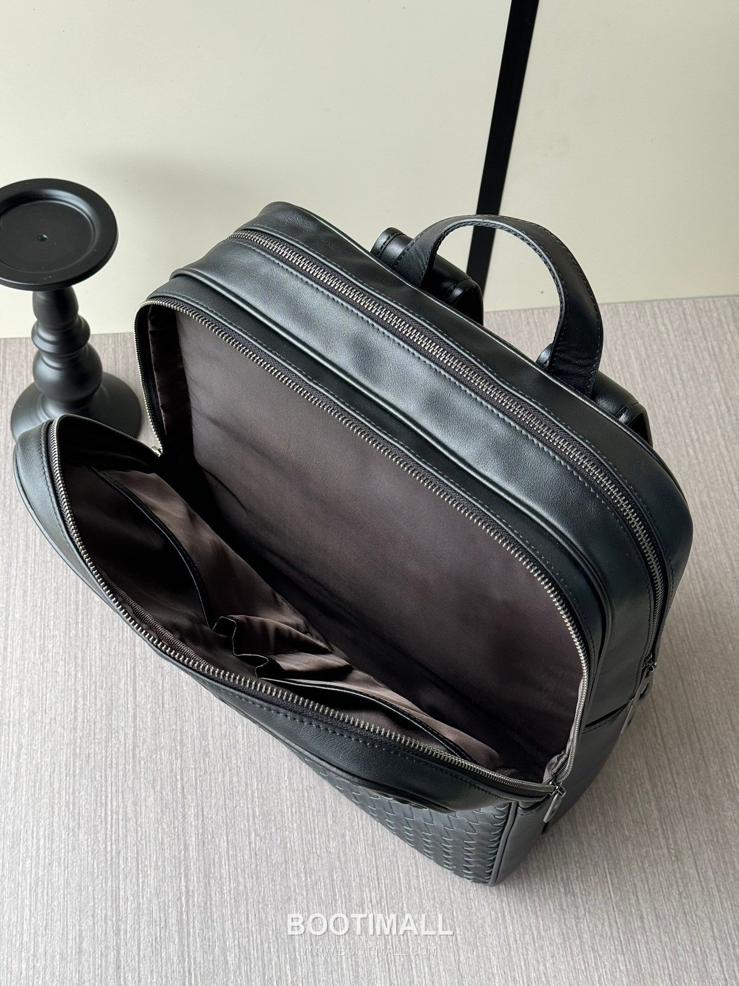 Bottega Veneta Intrecciato 7035 Backpack Calfskin Black 보테가 베네타 인트레치아토 7035 백팩 카프스킨 블랙 41cm 8