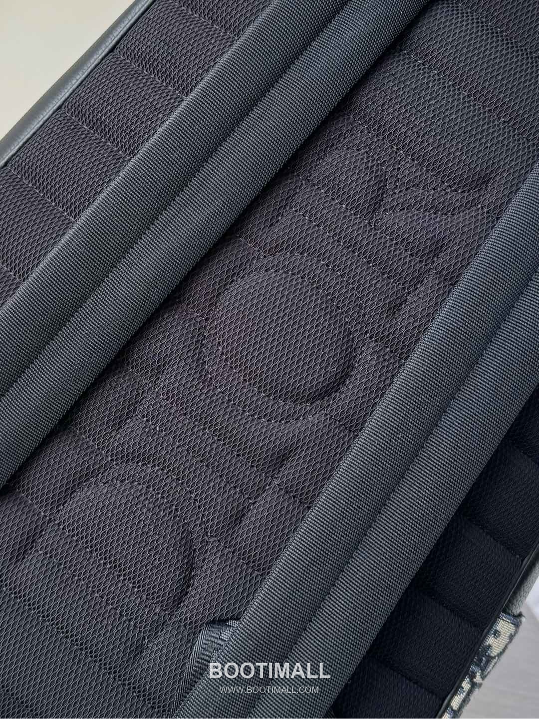 Dior Saddle Zipped Oblique Cotton Tech Fabric Grained Cowhide Beige Backpack 디올 새들 지퍼드 오블리크 코튼 테크 패브릭 그레인드 소가죽 베이지 백팩 43.5cm 5