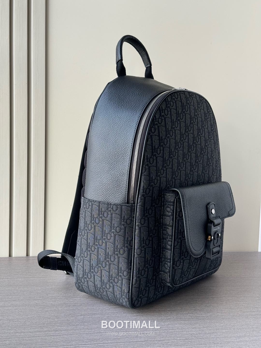 Dior Saddle Zip Oblique Backpack Cotton Tech Fabric Grained Cowhide Black 디올 새들 지퍼 오블리크 백팩 코튼 테크 패브릭 그레인드 소가죽 블랙 43.5cm 3