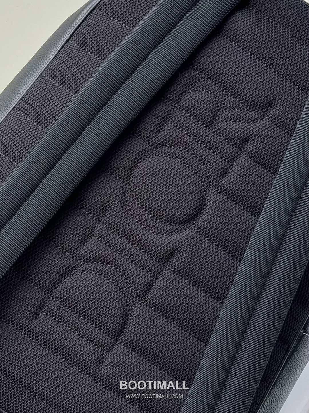 Dior Saddle Zip Backpack Grained Calfskin Black 디올 새들 지퍼 백팩 그레인드 카프스킨 블랙 43.5cm 6