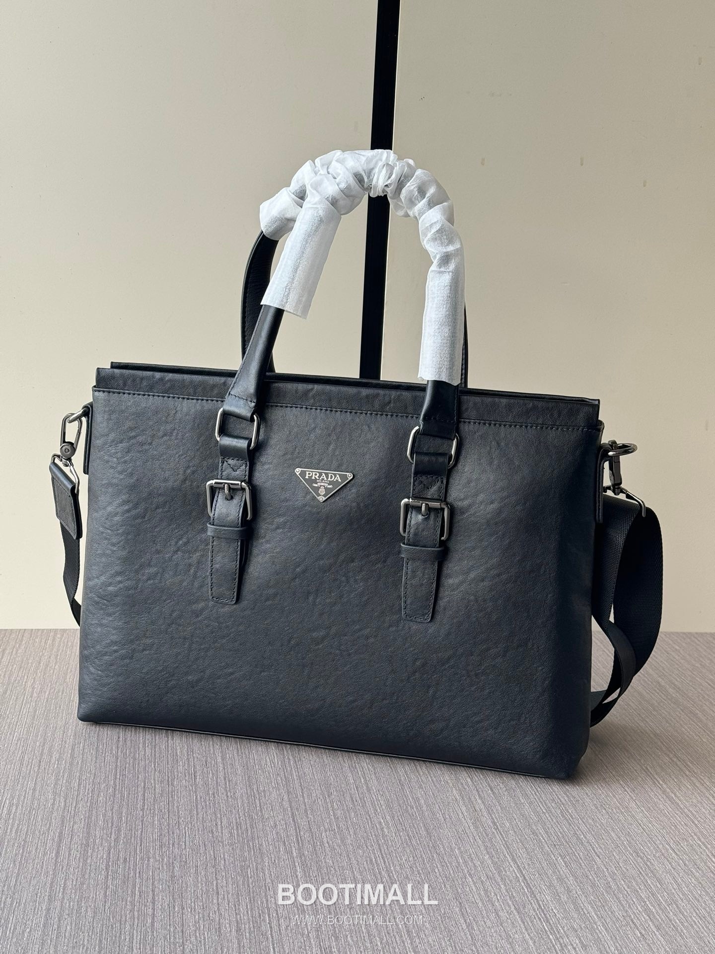Prada 9942-1A Calfskin Briefcase Vegetable-Tanned Black 프라다 9942-1A 카프스킨 브리프케이스 베지터블 탠드 블랙 39cm 1