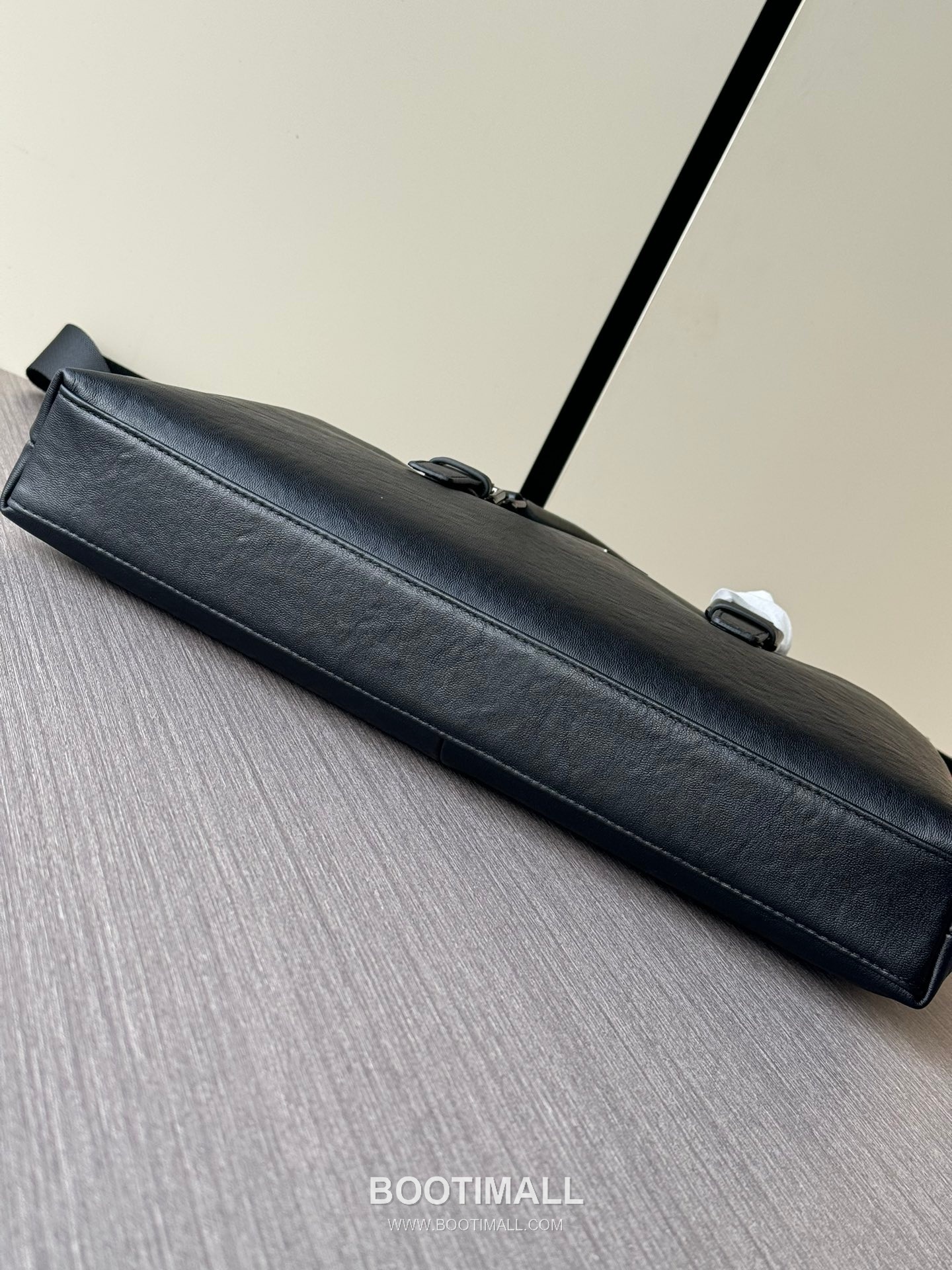 Prada 9942-1A Calfskin Briefcase Vegetable-Tanned Black 프라다 9942-1A 카프스킨 브리프케이스 베지터블 탠드 블랙 39cm 8