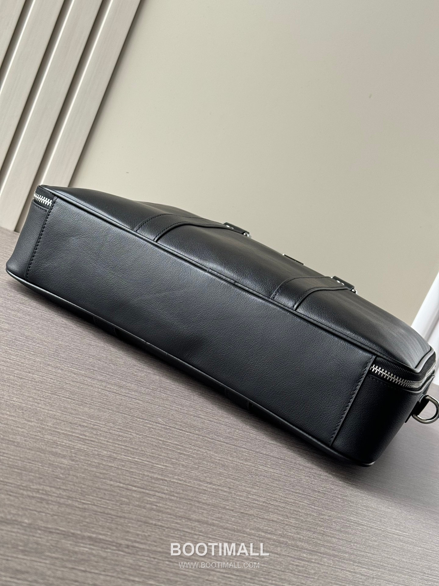 Prada 6048-3 Double-Zip Briefcase Vegetable-Tanned Calfskin Black 프라다 6048-3 더블 지퍼 브리프케이스 베지터블 탠드 카프스킨 블랙 39cm 6