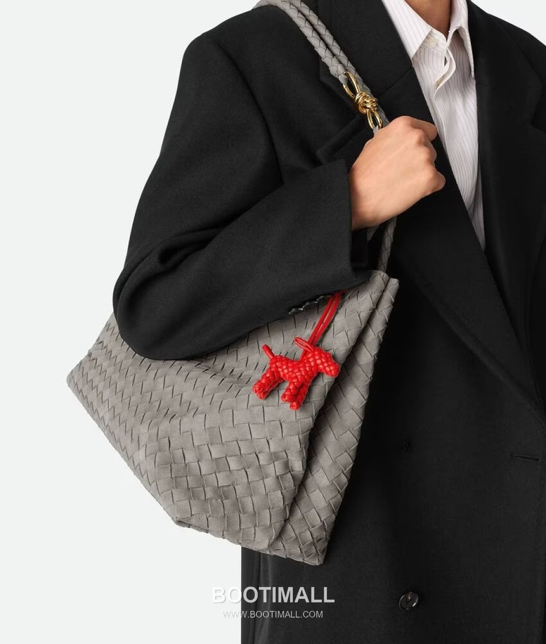Bottega Veneta Intrecciato Dog Charm Leather Bag 보테가 베네타 인트레치아토 도그 참 가죽 백참 6