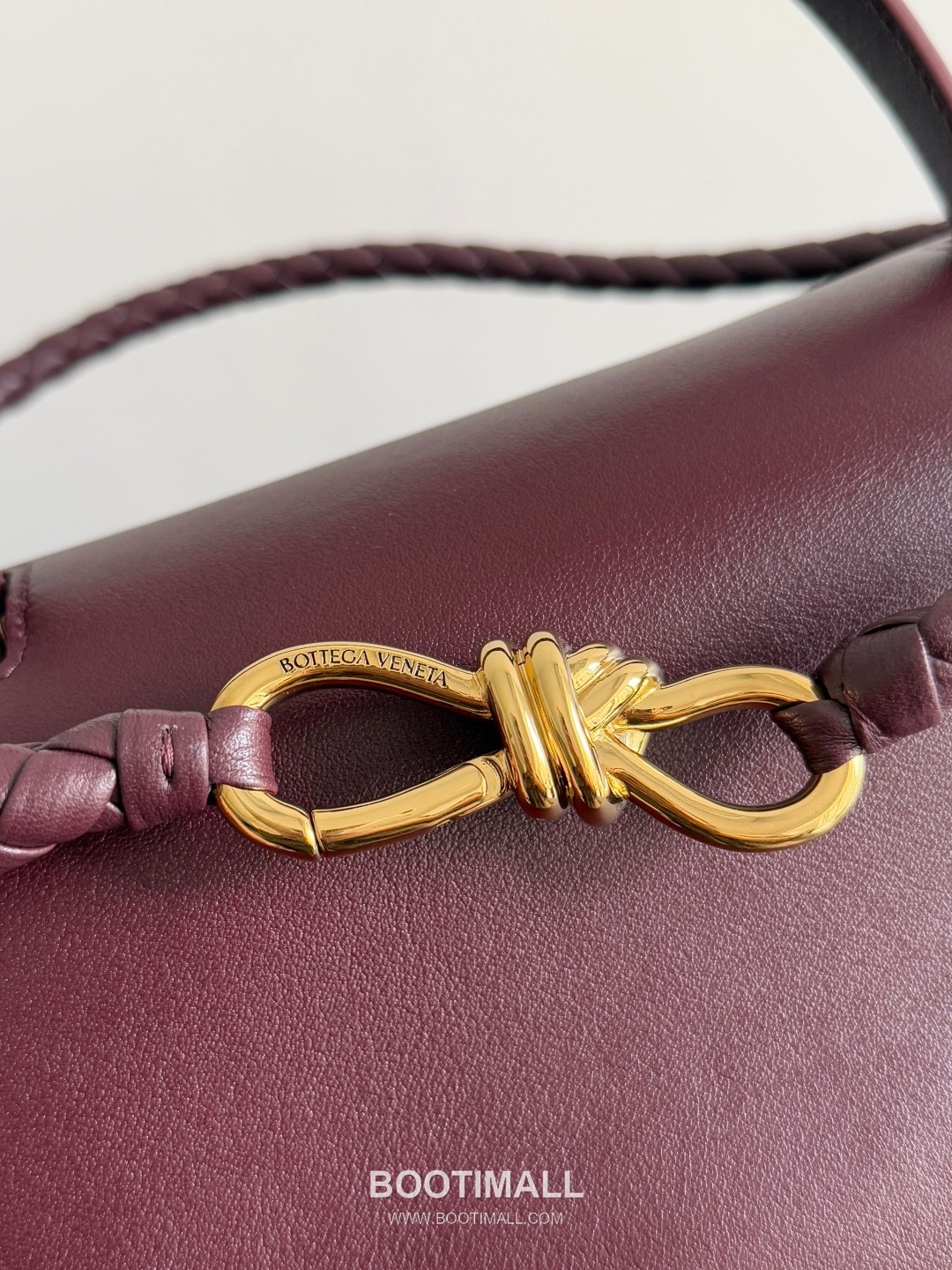 Bottega Veneta Ciao Intrecciato Smooth Calfskin Top Handle Bag 보테가 베네타 차오 인트레치아토 스무스 카프스킨 탑핸들백 42cm 7