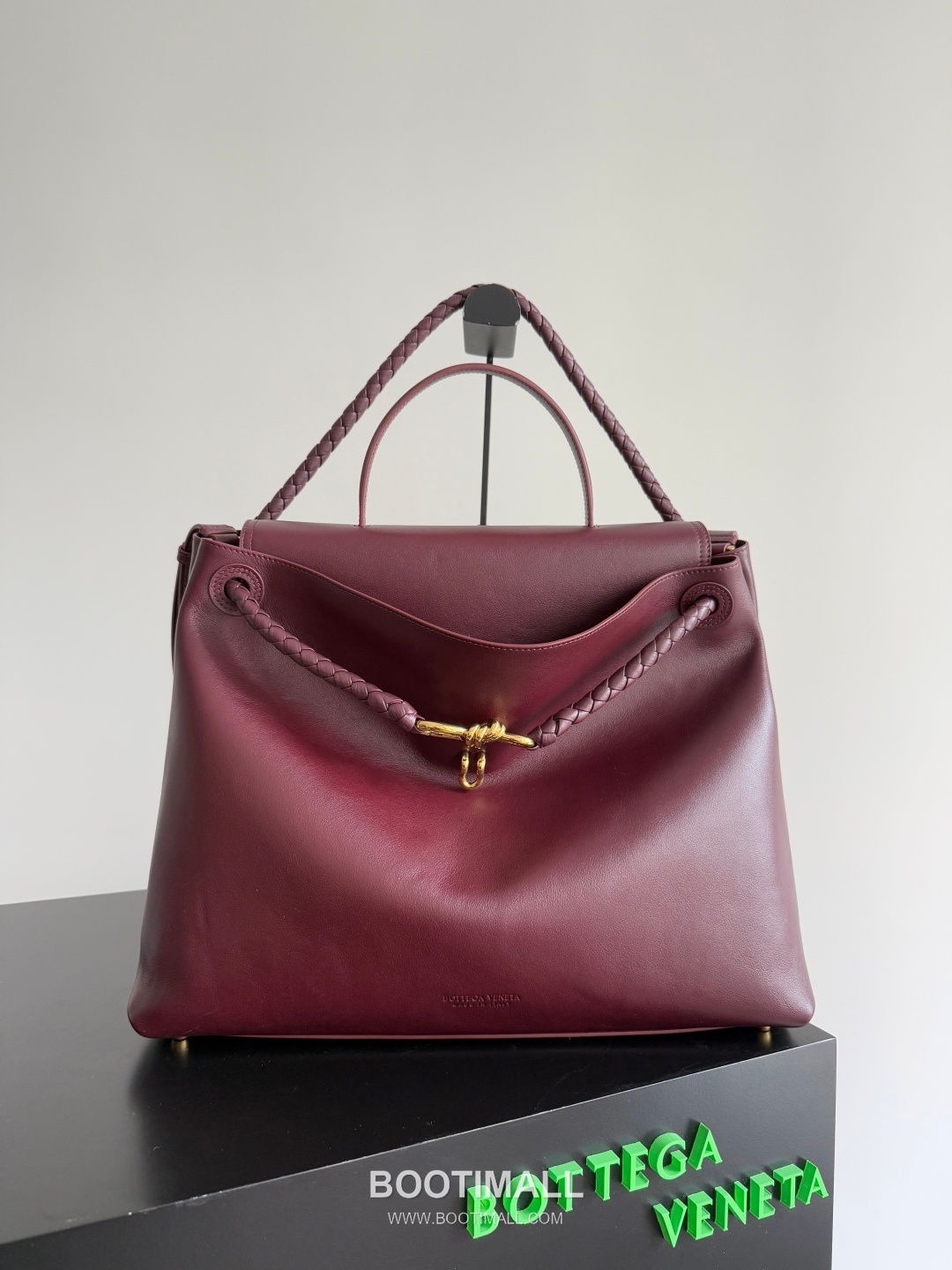 Bottega Veneta Ciao Intrecciato Smooth Calfskin Top Handle Bag 보테가 베네타 차오 인트레치아토 스무스 카프스킨 탑핸들백 42cm 11
