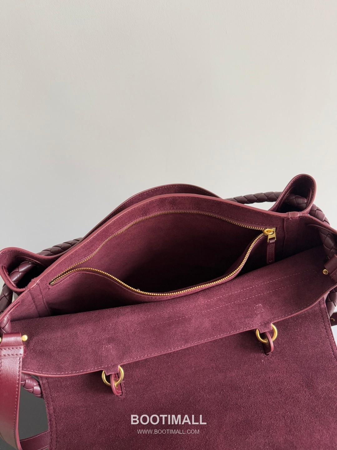 Bottega Veneta Ciao Intrecciato Smooth Calfskin Top Handle Bag 보테가 베네타 차오 인트레치아토 스무스 카프스킨 탑핸들백 42cm 17