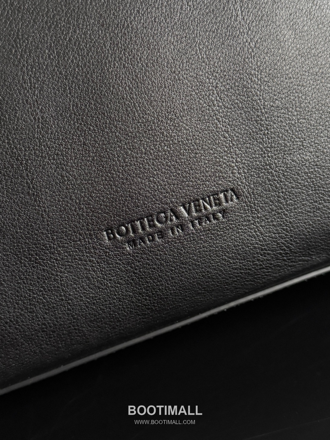 Bottega Veneta Ciao Intrecciato Smooth Calfskin Top Handle Bag 보테가 베네타 차오 인트레치아토 스무스 카프스킨 탑핸들백 42cm 5