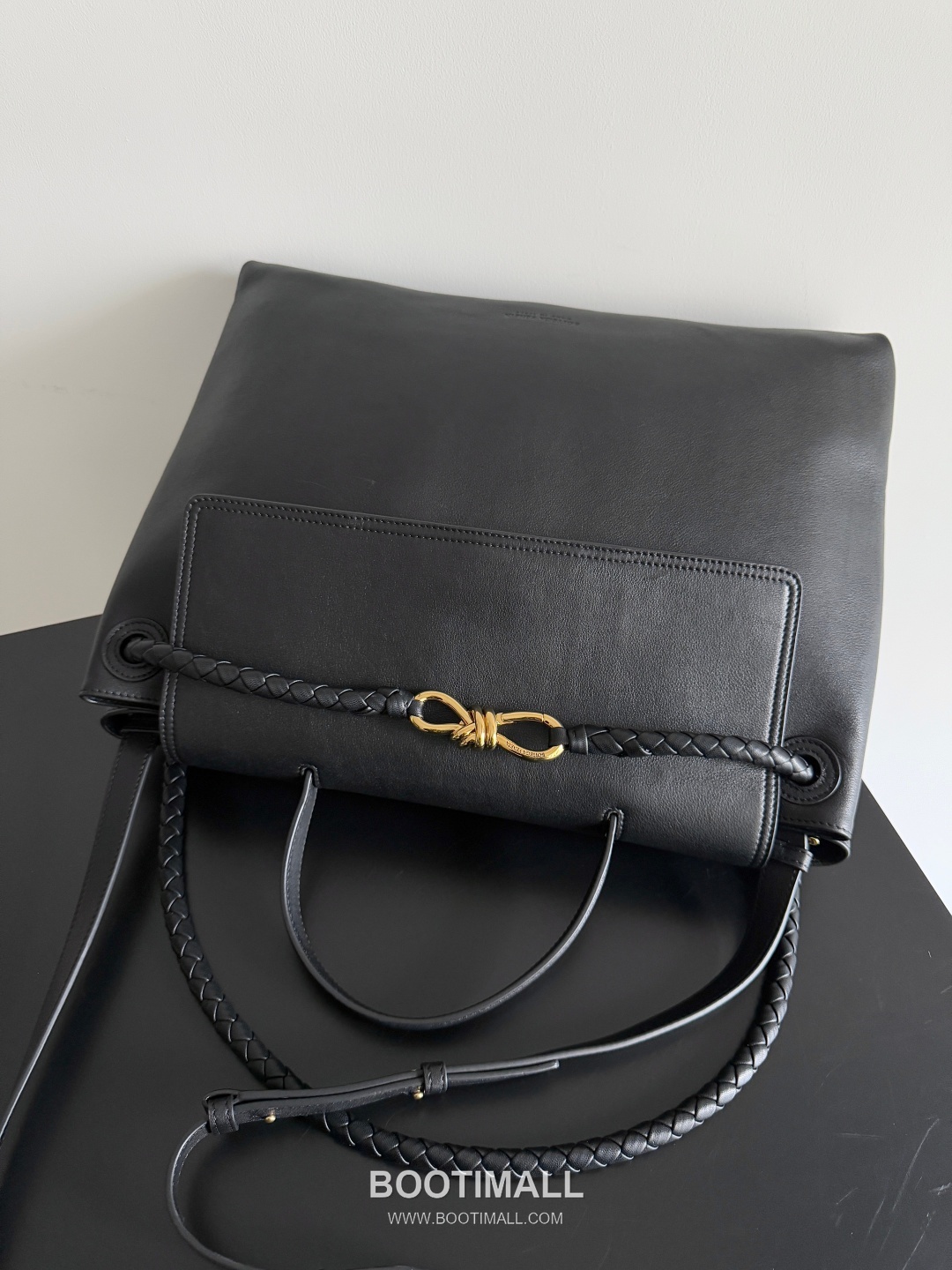 Bottega Veneta Ciao Intrecciato Smooth Calfskin Top Handle Bag 보테가 베네타 차오 인트레치아토 스무스 카프스킨 탑핸들백 42cm 7