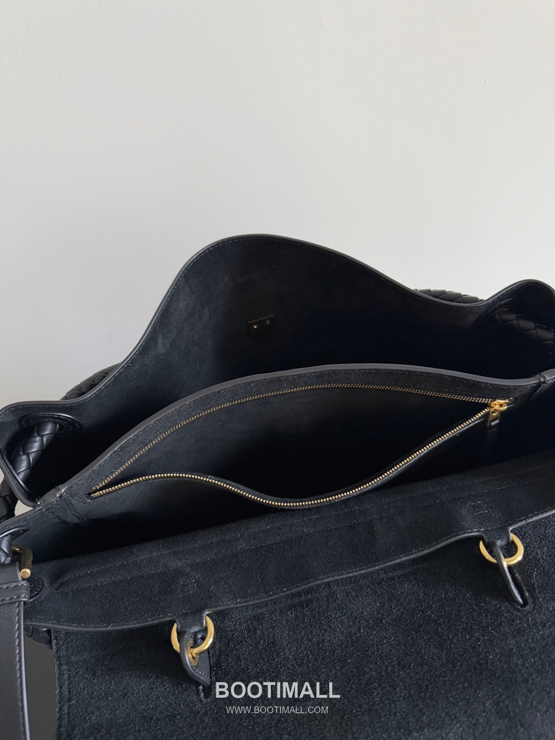 Bottega Veneta Ciao Intrecciato Smooth Calfskin Top Handle Bag 보테가 베네타 차오 인트레치아토 스무스 카프스킨 탑핸들백 42cm 9