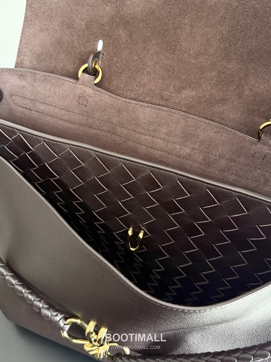 Bottega Veneta Ciao Intrecciato Smooth Calfskin Top Handle Bag 보테가 베네타 차오 인트레치아토 스무스 카프스킨 탑핸들백 42cm 16