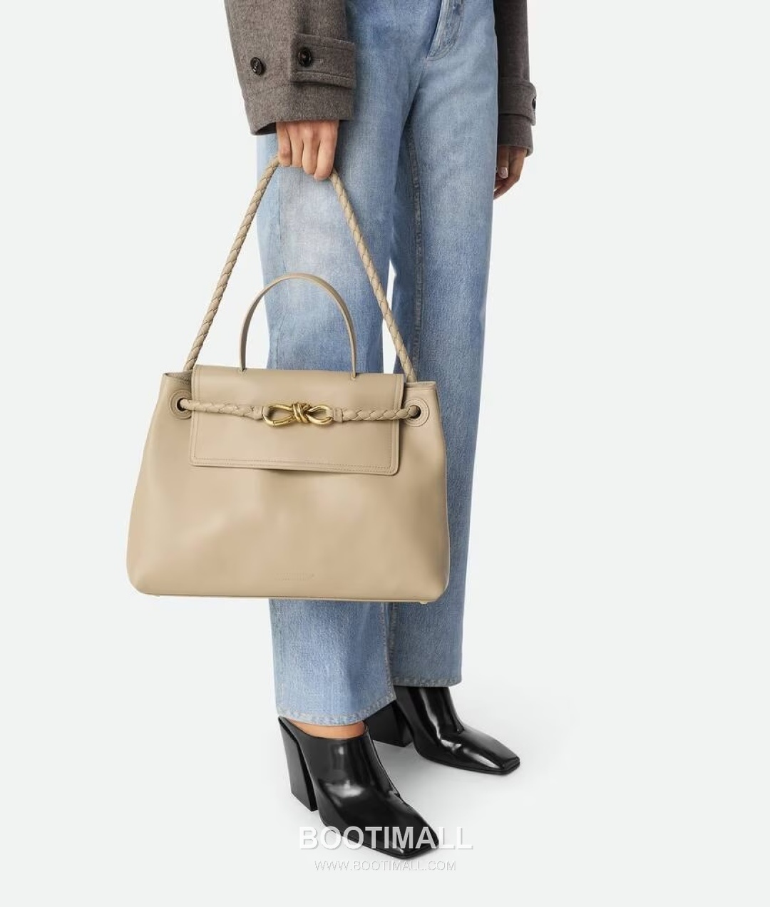 Bottega Veneta Ciao Intrecciato Smooth Calfskin Top Handle Bag 보테가 베네타 차오 인트레치아토 스무스 카프스킨 탑핸들백 42cm 2