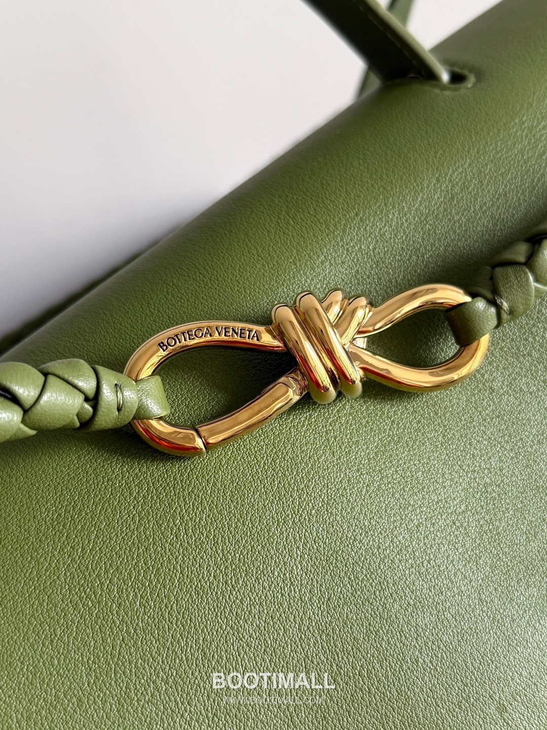 Bottega Veneta Ciao Intrecciato Smooth Calfskin Top Handle Bag 보테가 베네타 차오 인트레치아토 스무스 카프스킨 탑핸들백 42cm 6