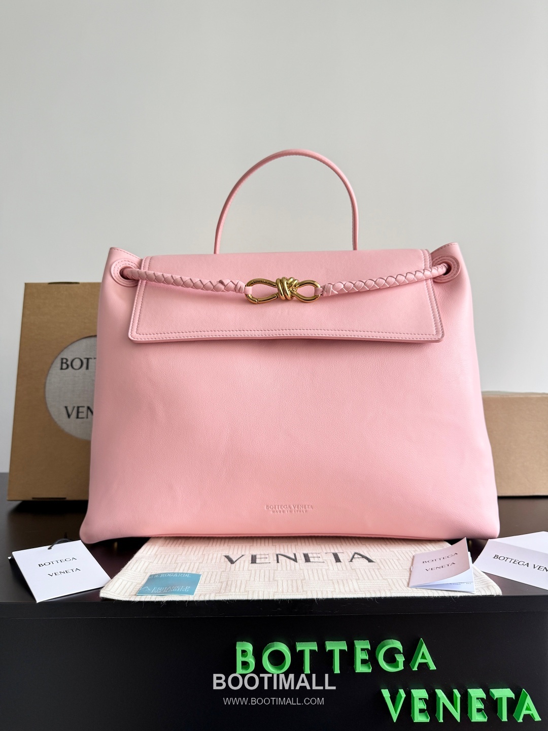 Bottega Veneta Ciao Intrecciato Smooth Calfskin Top Handle Bag 보테가 베네타 차오 인트레치아토 스무스 카프스킨 탑핸들백 42cm 12