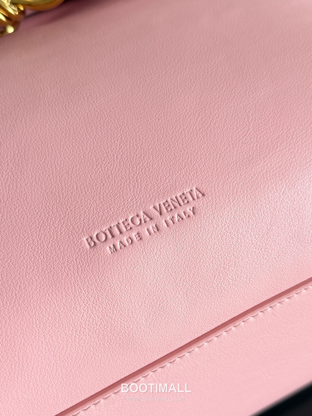 Bottega Veneta Ciao Intrecciato Smooth Calfskin Top Handle Bag 보테가 베네타 차오 인트레치아토 스무스 카프스킨 탑핸들백 42cm 17