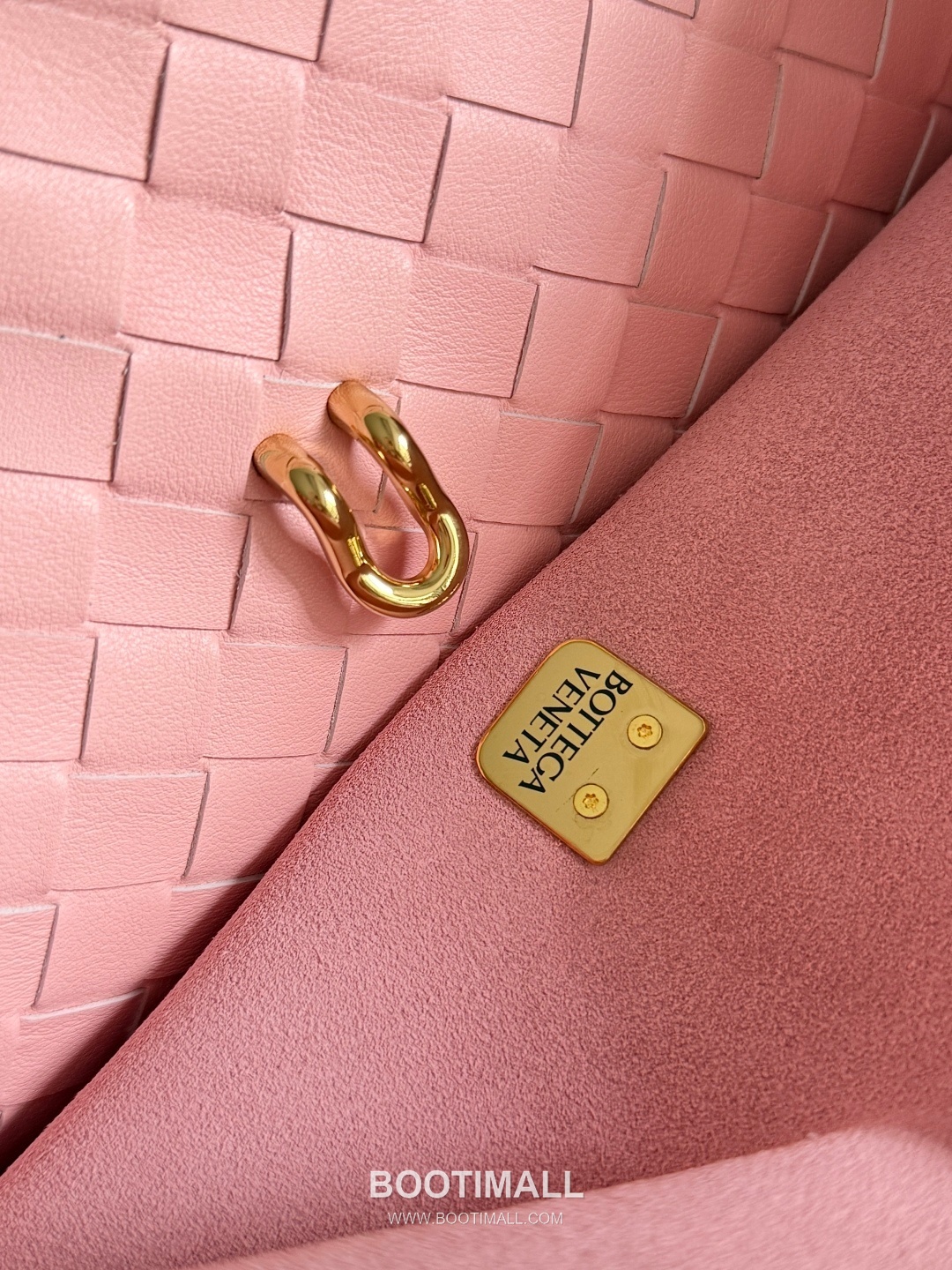 Bottega Veneta Ciao Intrecciato Smooth Calfskin Top Handle Bag 보테가 베네타 차오 인트레치아토 스무스 카프스킨 탑핸들백 42cm 26