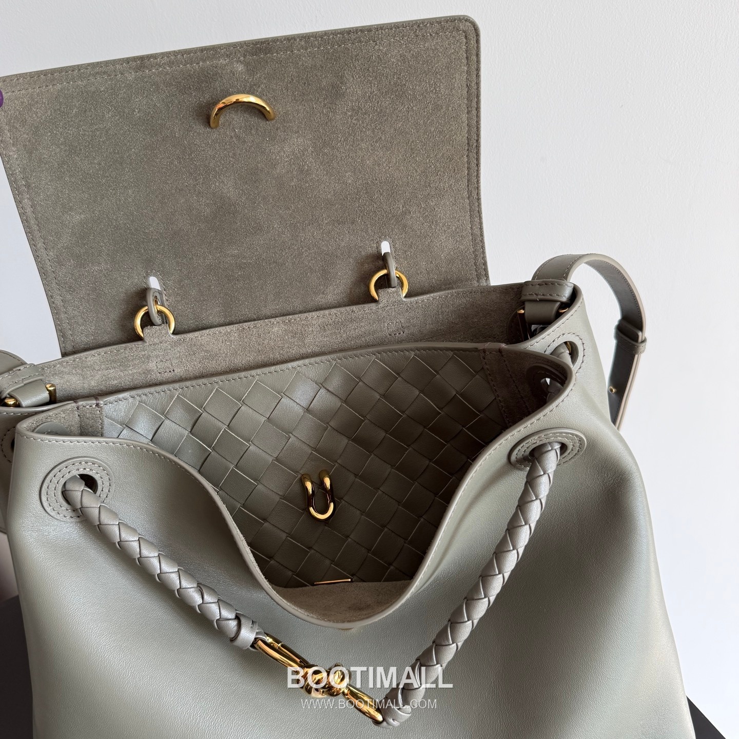 Bottega Veneta Ciao Intrecciato Knot Smooth Calfskin Top Handle Bag 보테가 베네타 차오 인트레치아토 노트 스무스 카프스킨 탑핸들백 34cm 13