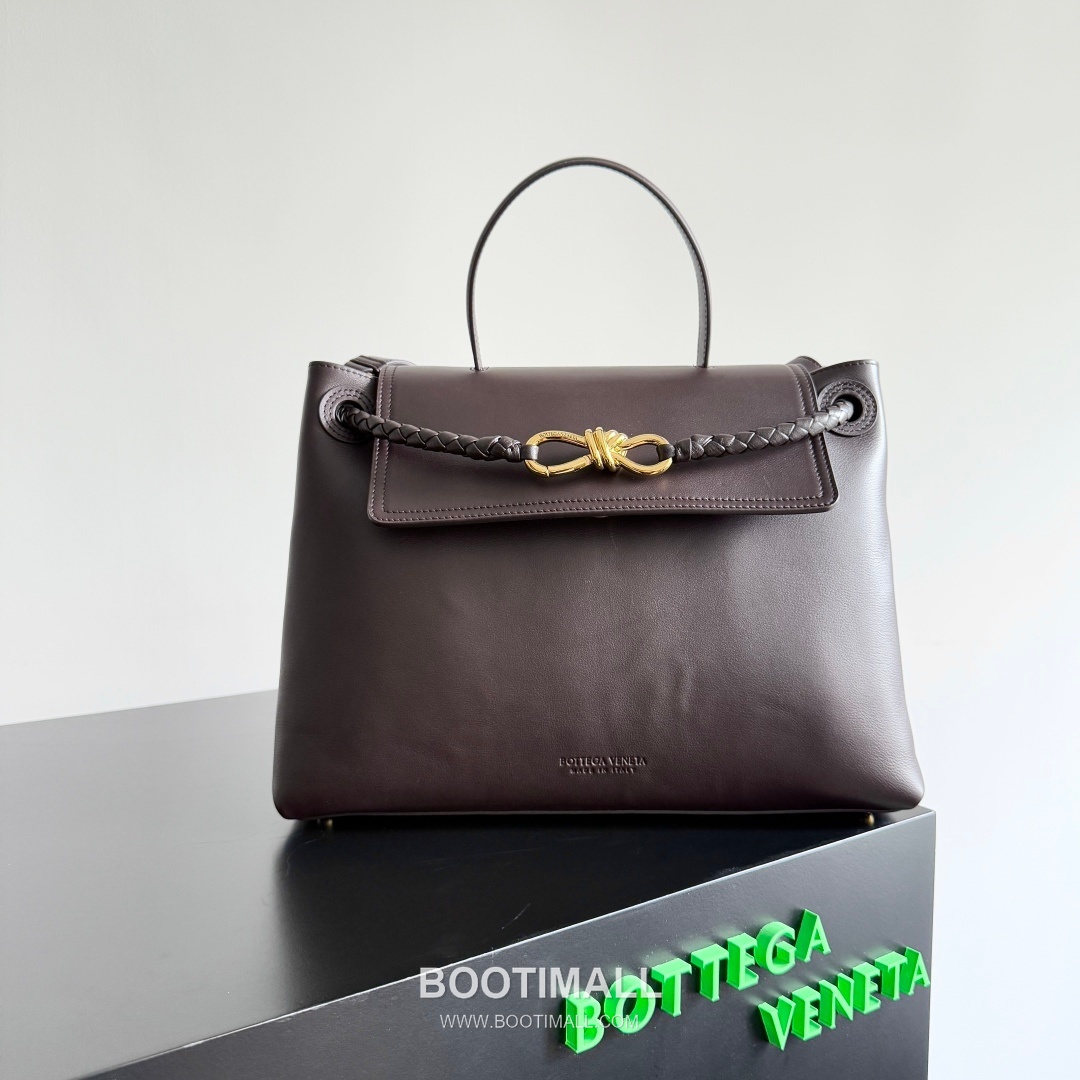 Bottega Veneta Ciao Intrecciato Knot Smooth Calfskin Top Handle Bag 보테가 베네타 차오 인트레치아토 노트 스무스 카프스킨 탑핸들백 34cm 1