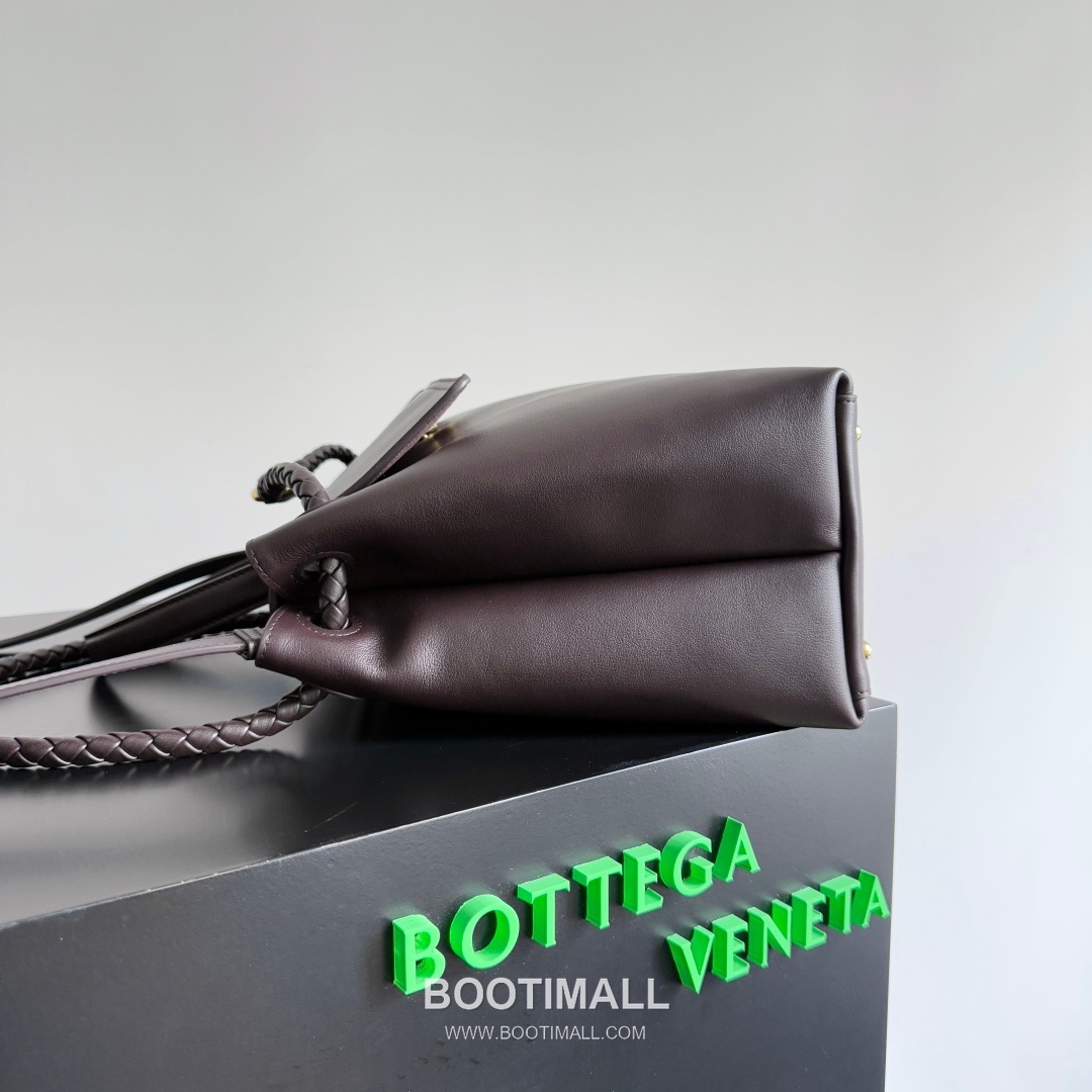 Bottega Veneta Ciao Intrecciato Knot Smooth Calfskin Top Handle Bag 보테가 베네타 차오 인트레치아토 노트 스무스 카프스킨 탑핸들백 34cm 3