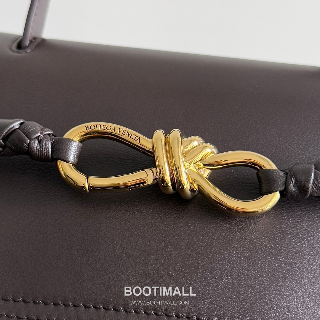 Bottega Veneta Ciao Intrecciato Knot Smooth Calfskin Top Handle Bag 보테가 베네타 차오 인트레치아토 노트 스무스 카프스킨 탑핸들백 34cm 5