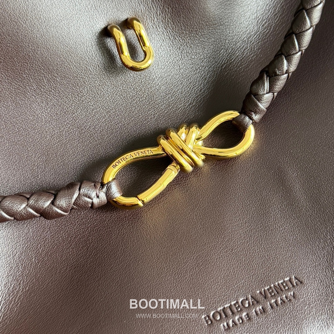 Bottega Veneta Ciao Intrecciato Knot Smooth Calfskin Top Handle Bag 보테가 베네타 차오 인트레치아토 노트 스무스 카프스킨 탑핸들백 34cm 12